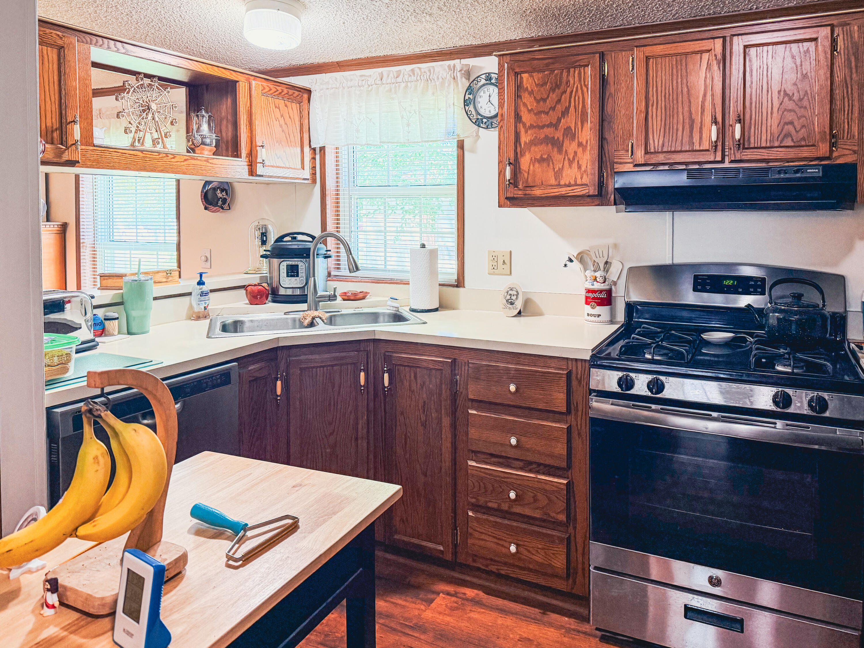 121 Elm Court Muskegon MI 49445