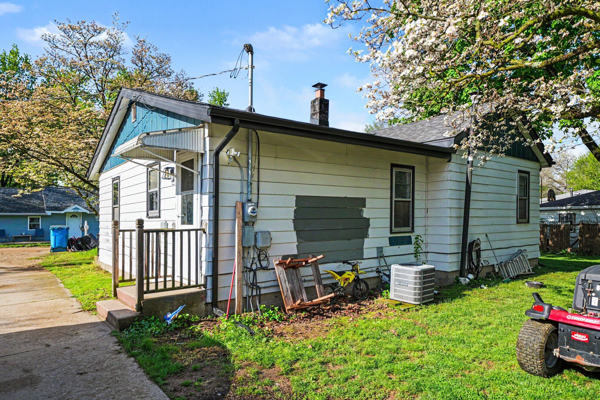241 Sorin Street Niles MI 49120