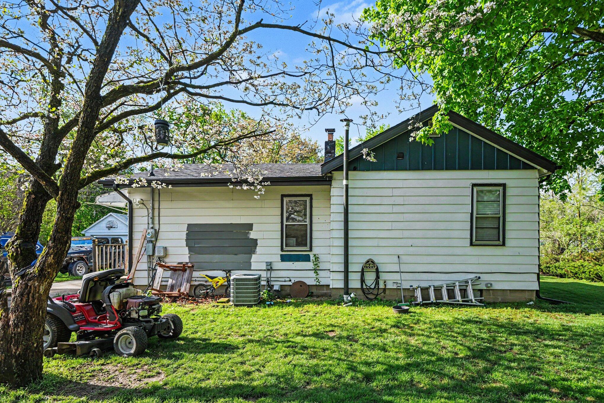 241 Sorin Street Niles MI 49120