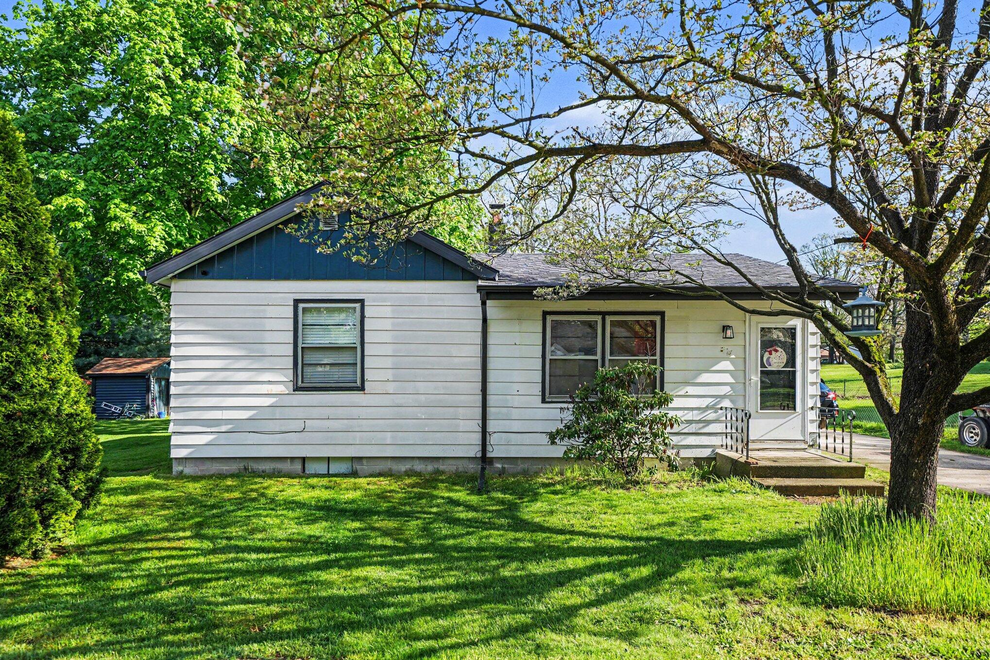 241 Sorin Street Niles MI 49120