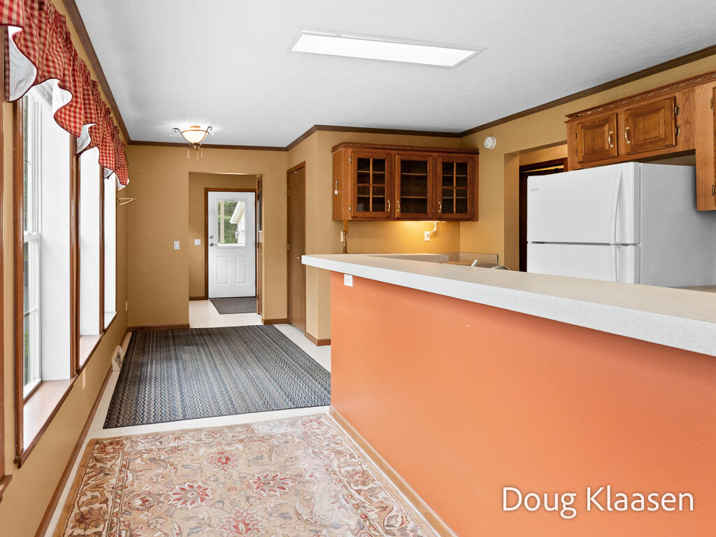 15707 New Holland Street Holland MI 49424