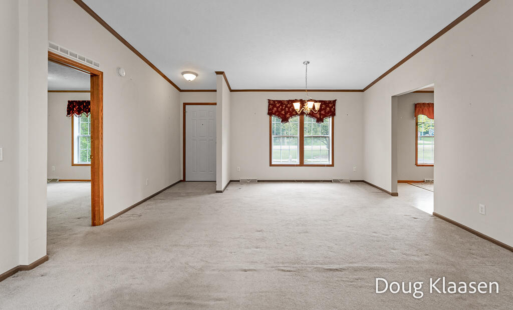 15707 New Holland Street Holland MI 49424