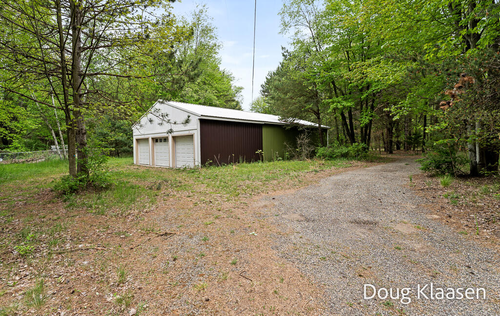 15707 New Holland Street Holland MI 49424