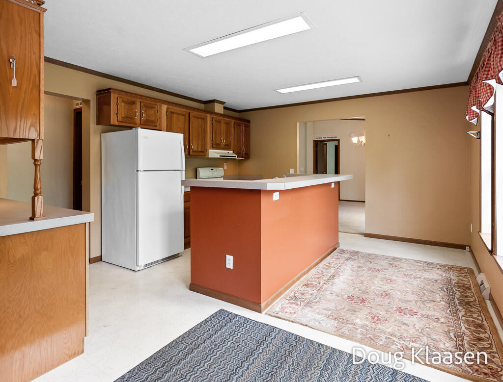15707 New Holland Street Holland MI 49424