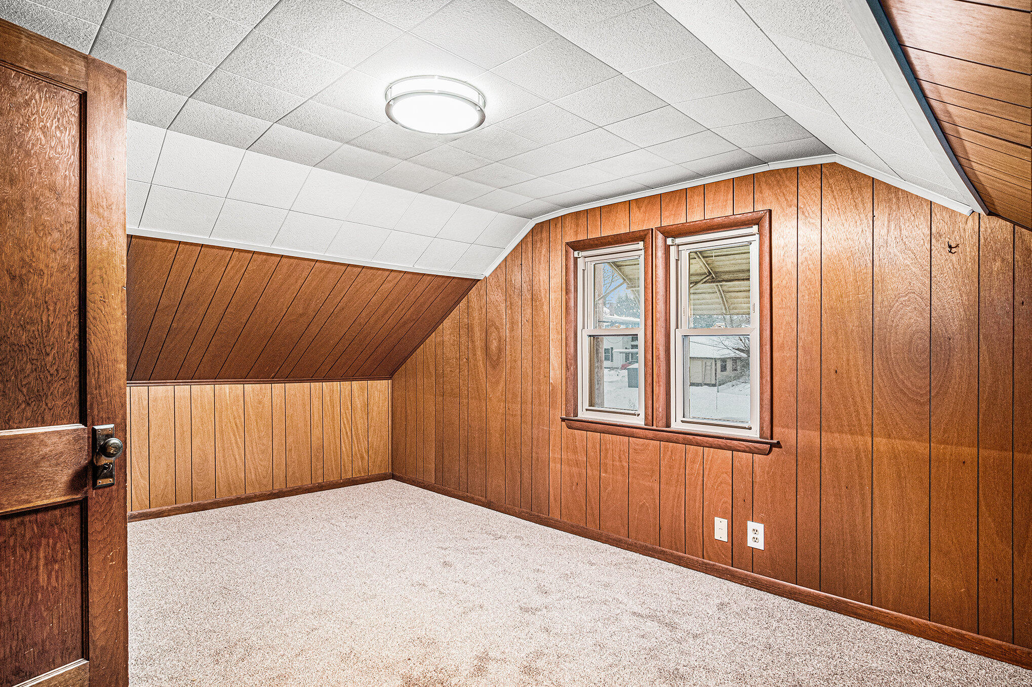 2222 Hoyle Avenue NW Grand Rapids MI 49544