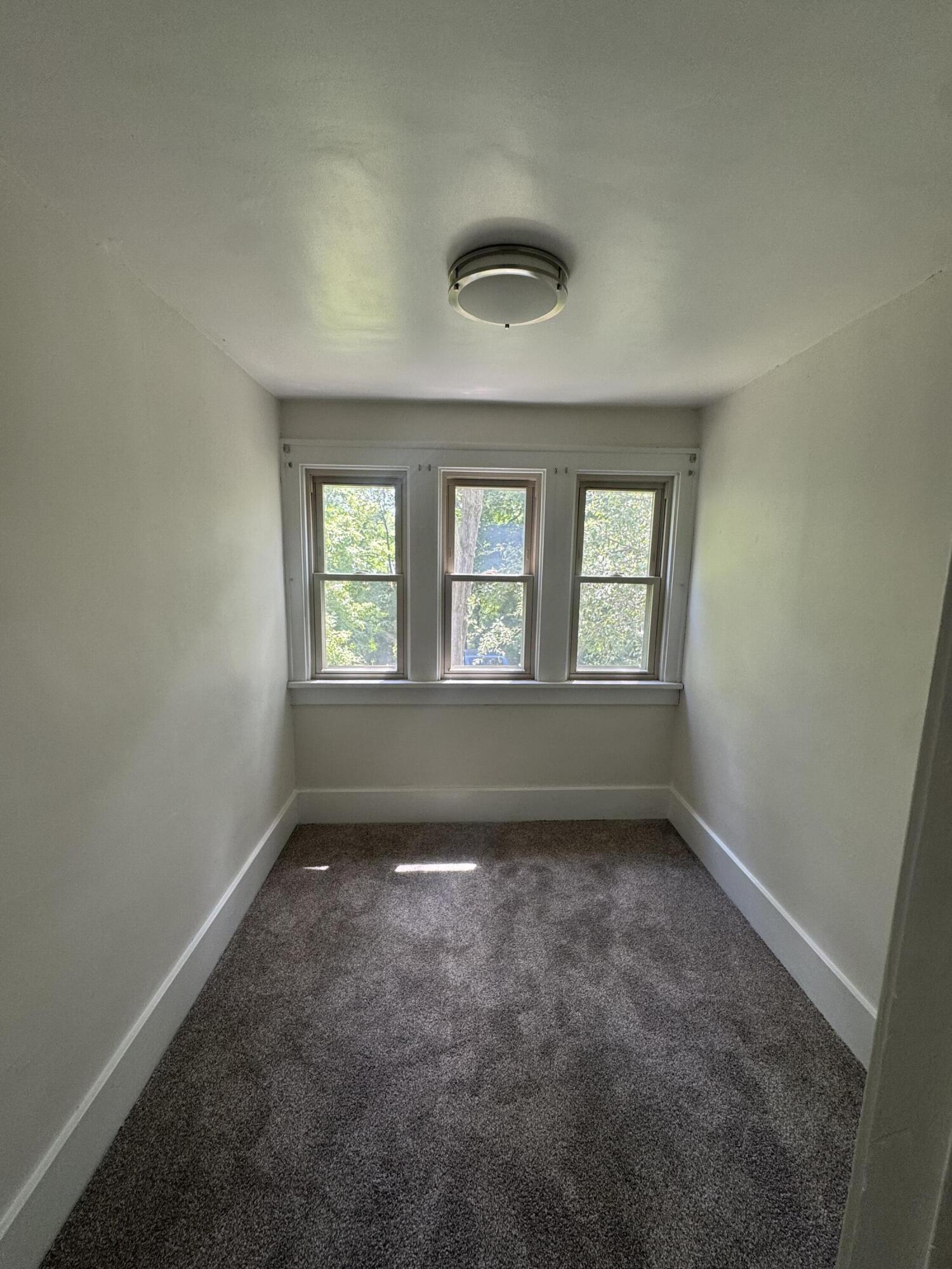 2222 Hoyle Avenue NW Grand Rapids MI 49544