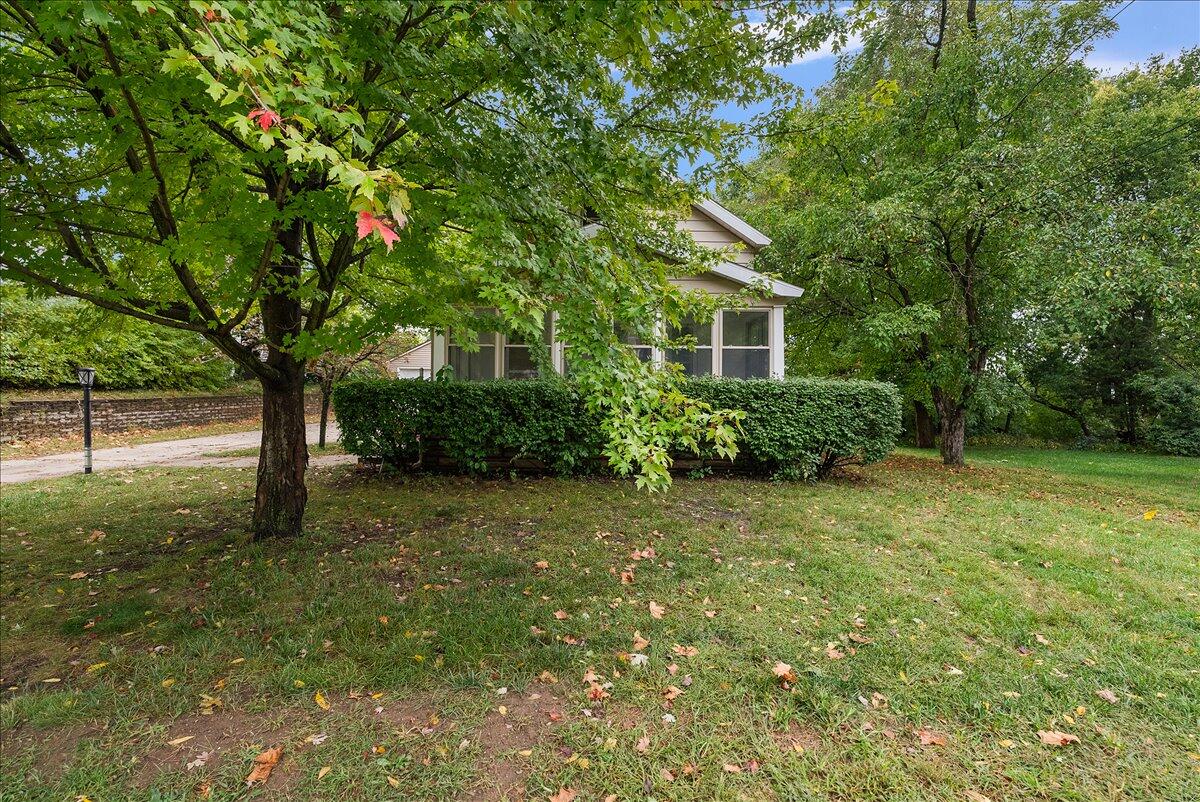 2222 Hoyle Avenue NW Grand Rapids MI 49544