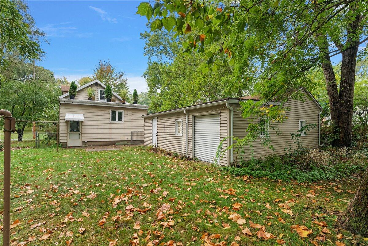 2222 Hoyle Avenue NW Grand Rapids MI 49544