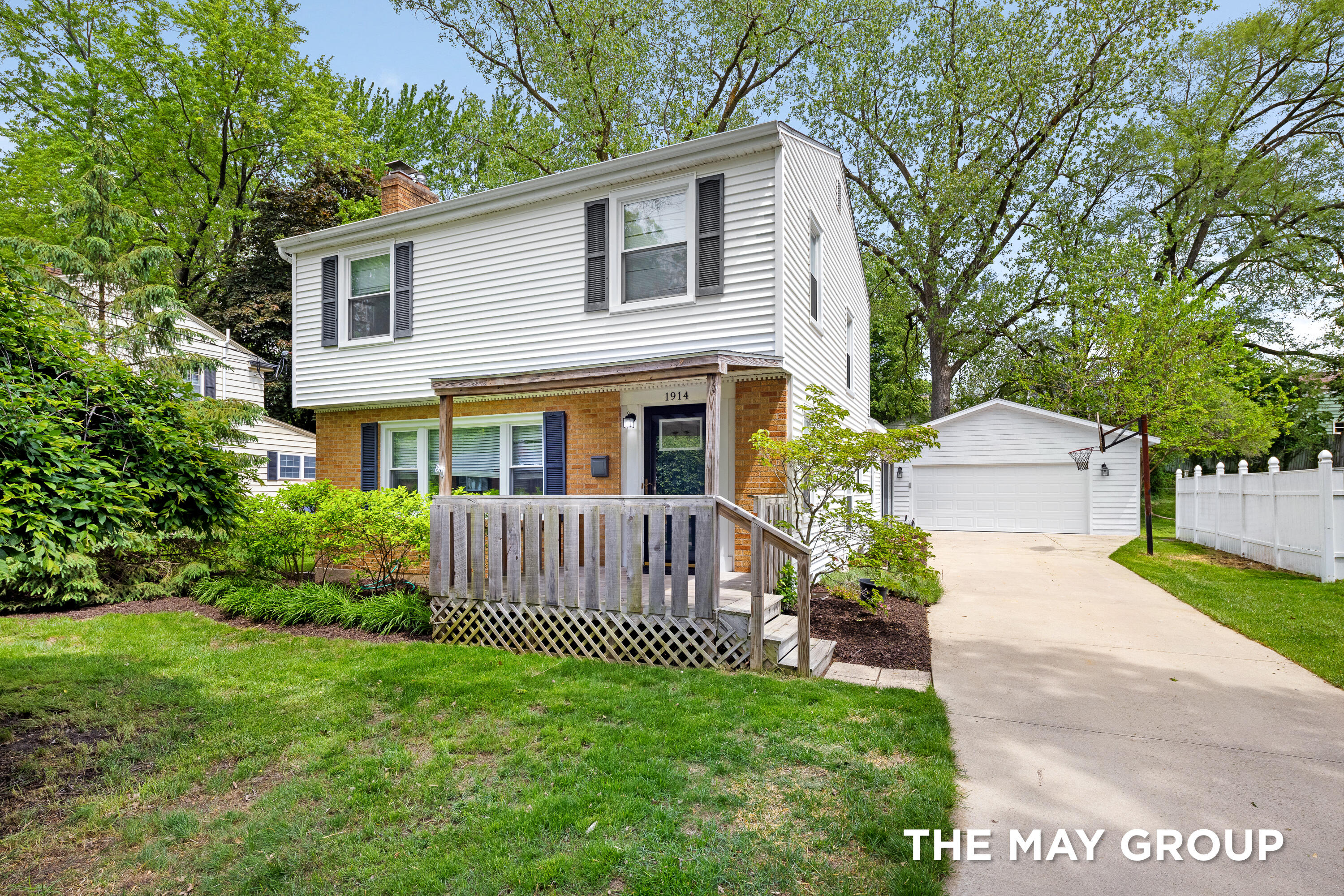 1914 Woodward Avenue SE Grand Rapids MI 49506