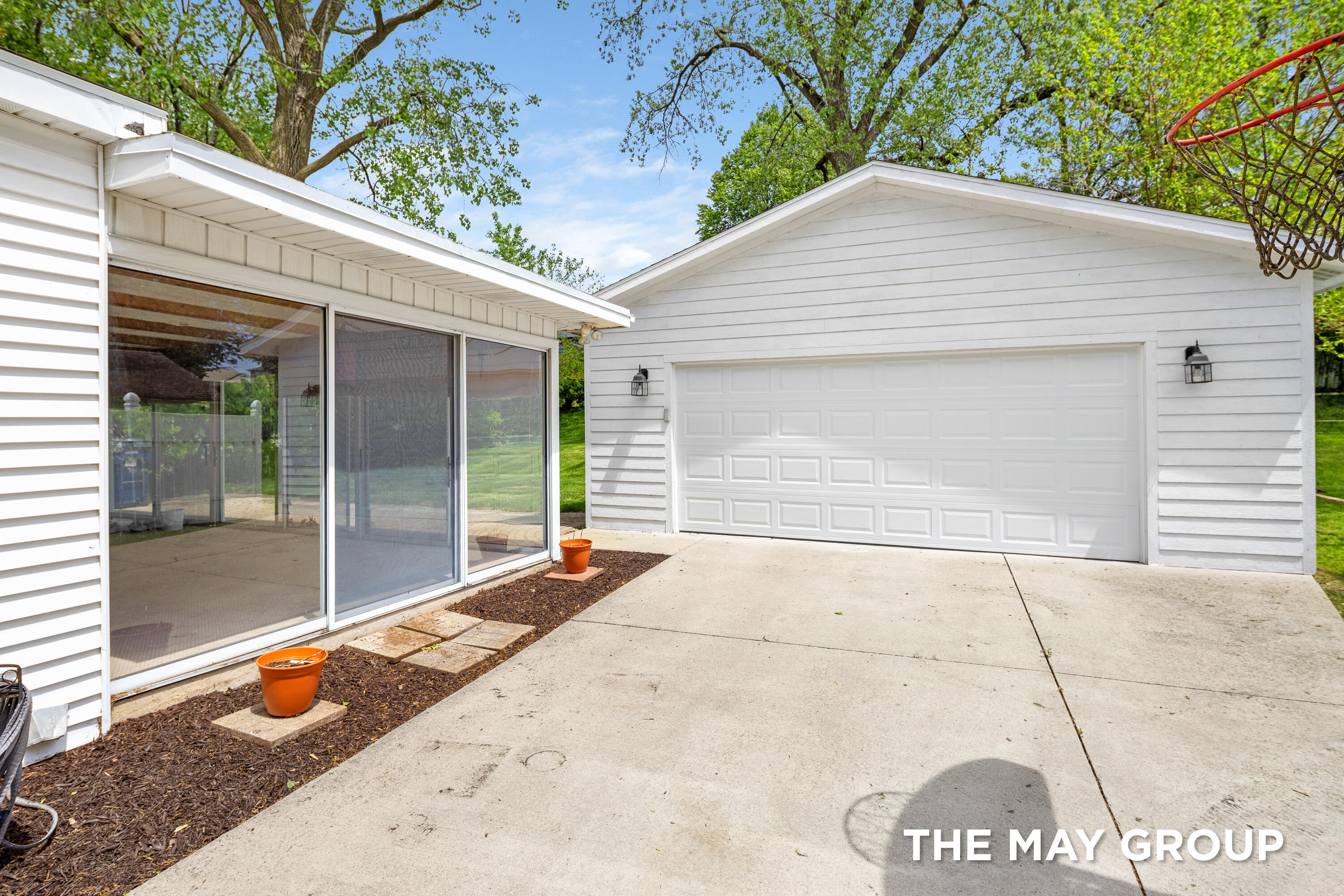 1914 Woodward Avenue SE Grand Rapids MI 49506