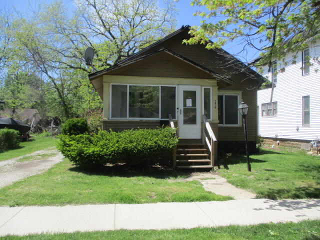 1010 Lavette Avenue Benton Harbor MI 49022