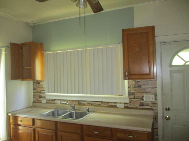 1010 Lavette Avenue Benton Harbor MI 49022