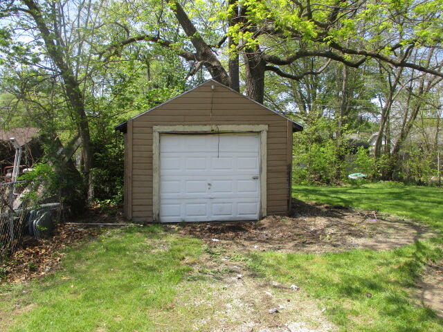1010 Lavette Avenue Benton Harbor MI 49022