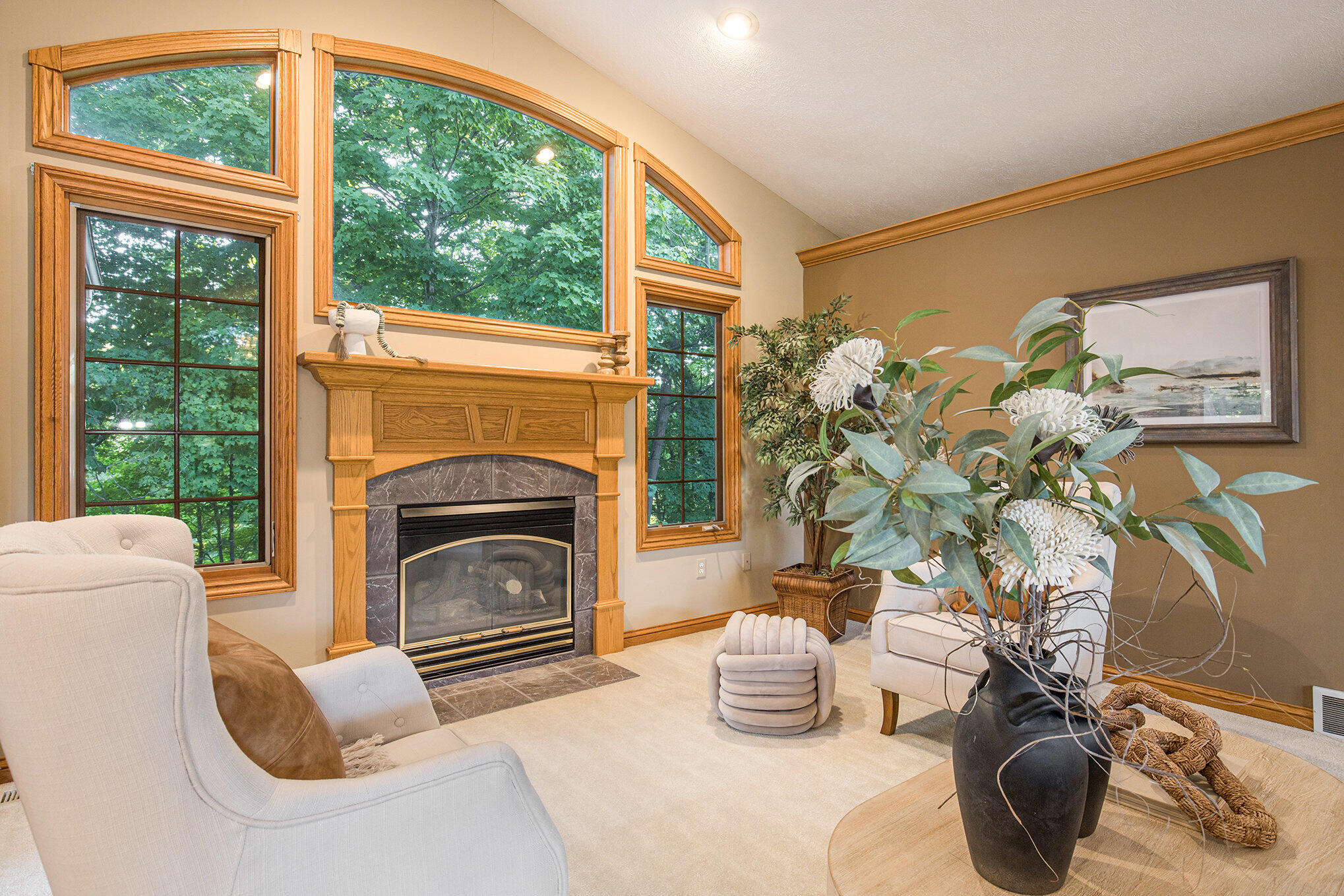 2343 Westwinde Drive NW Grand Rapids MI 49504