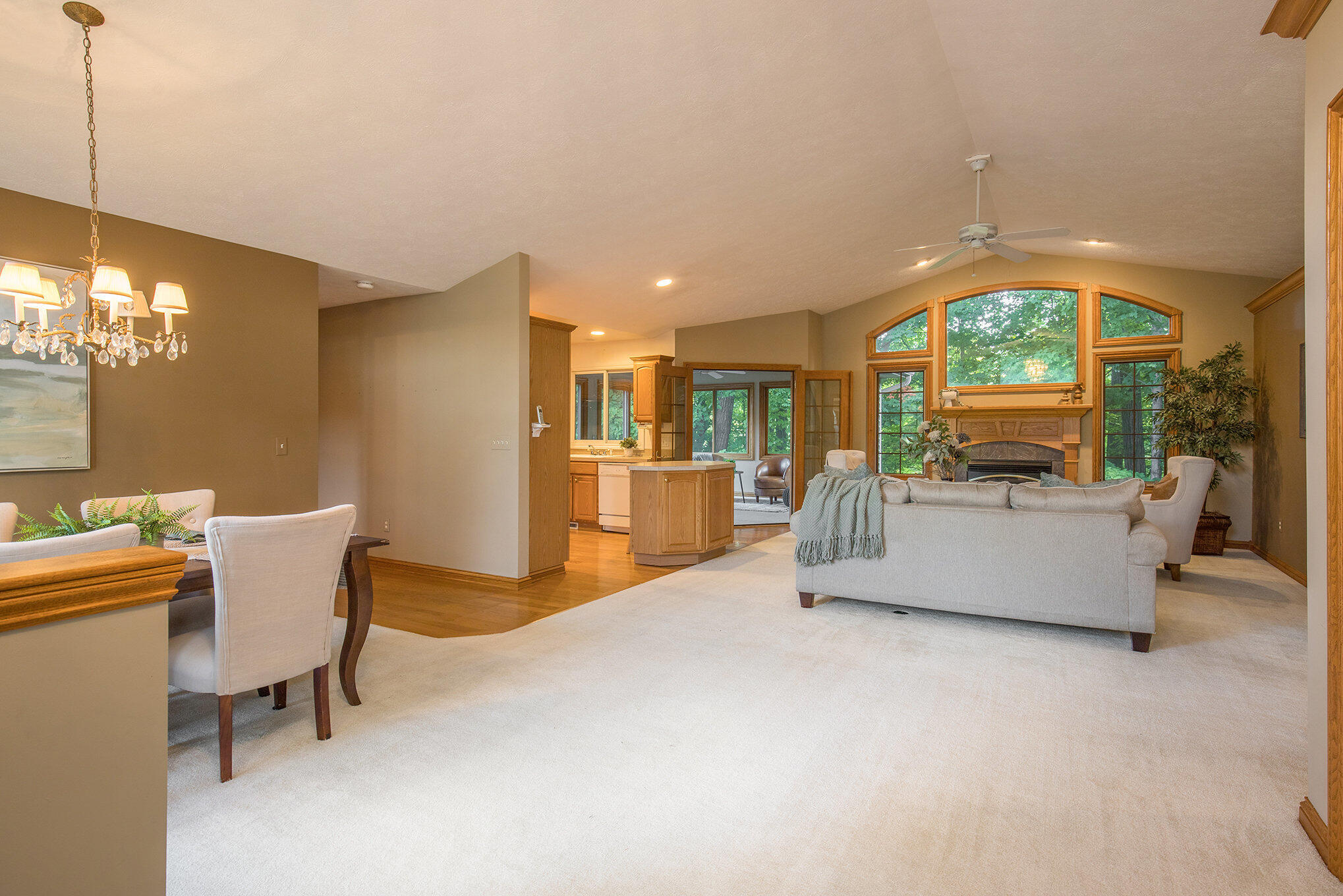 2343 Westwinde Drive NW Grand Rapids MI 49504