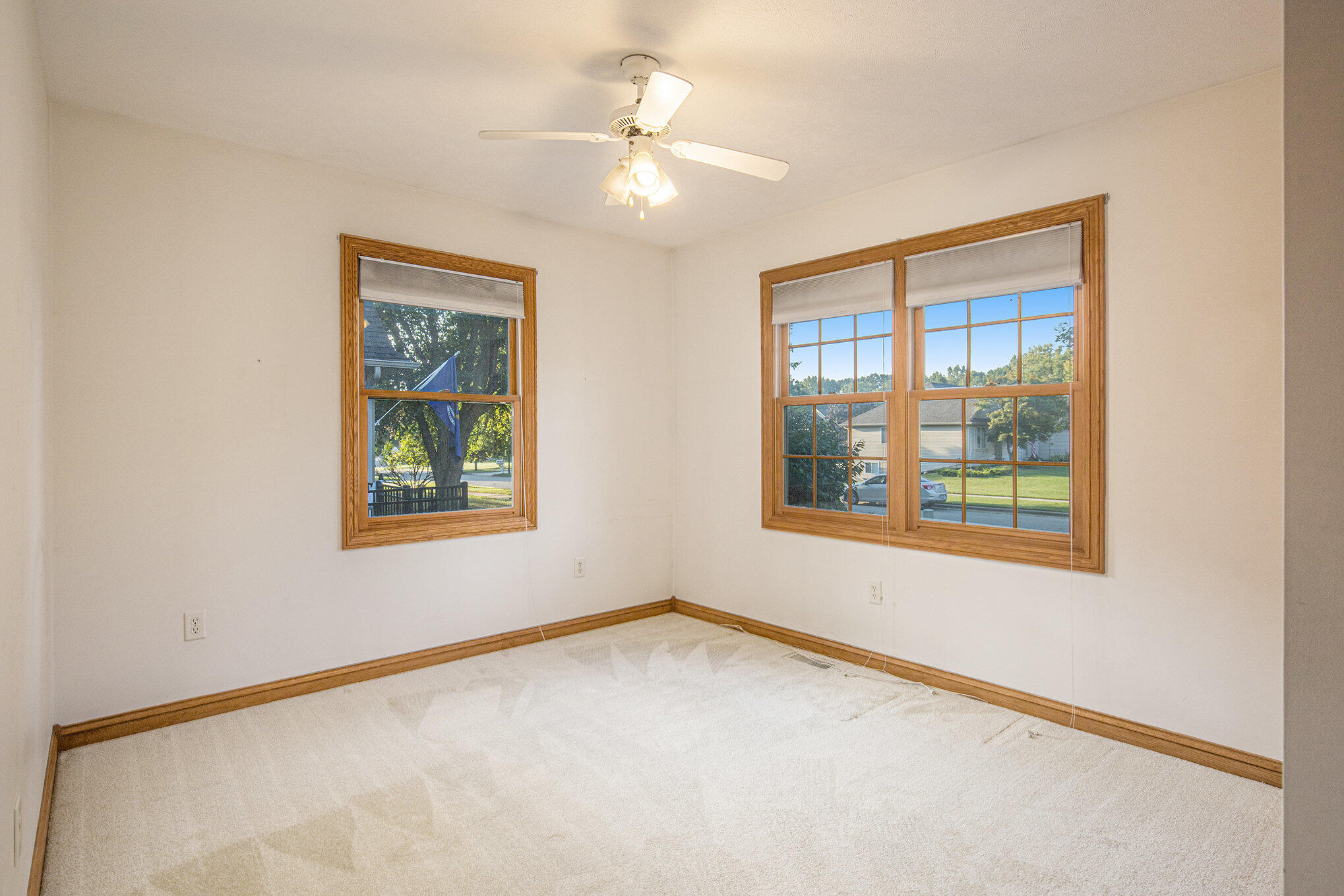 2343 Westwinde Drive NW Grand Rapids MI 49504