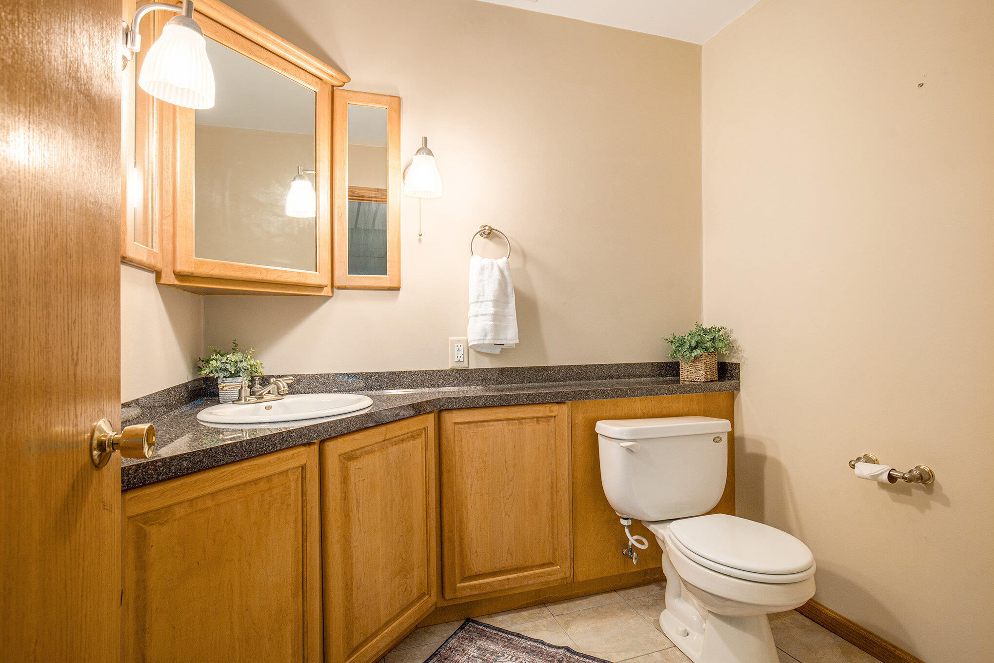 2343 Westwinde Drive NW Grand Rapids MI 49504