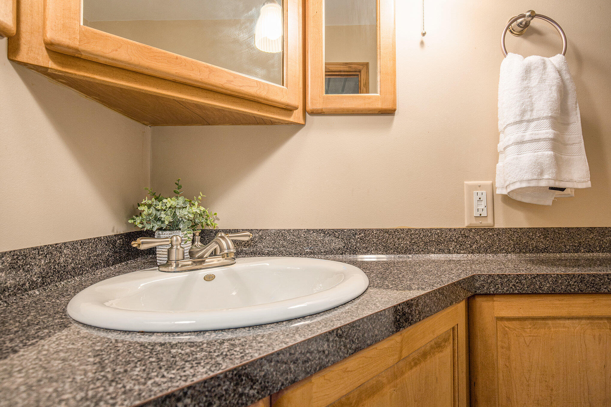 2343 Westwinde Drive NW Grand Rapids MI 49504