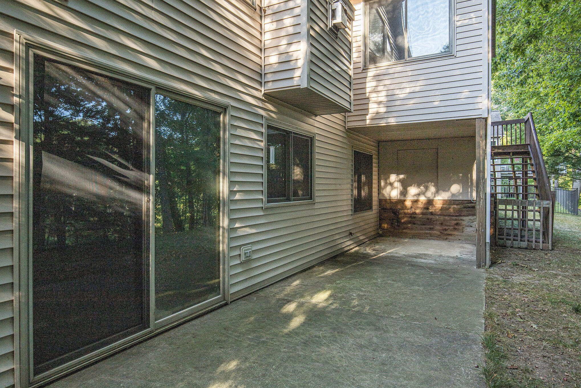 2343 Westwinde Drive NW Grand Rapids MI 49504