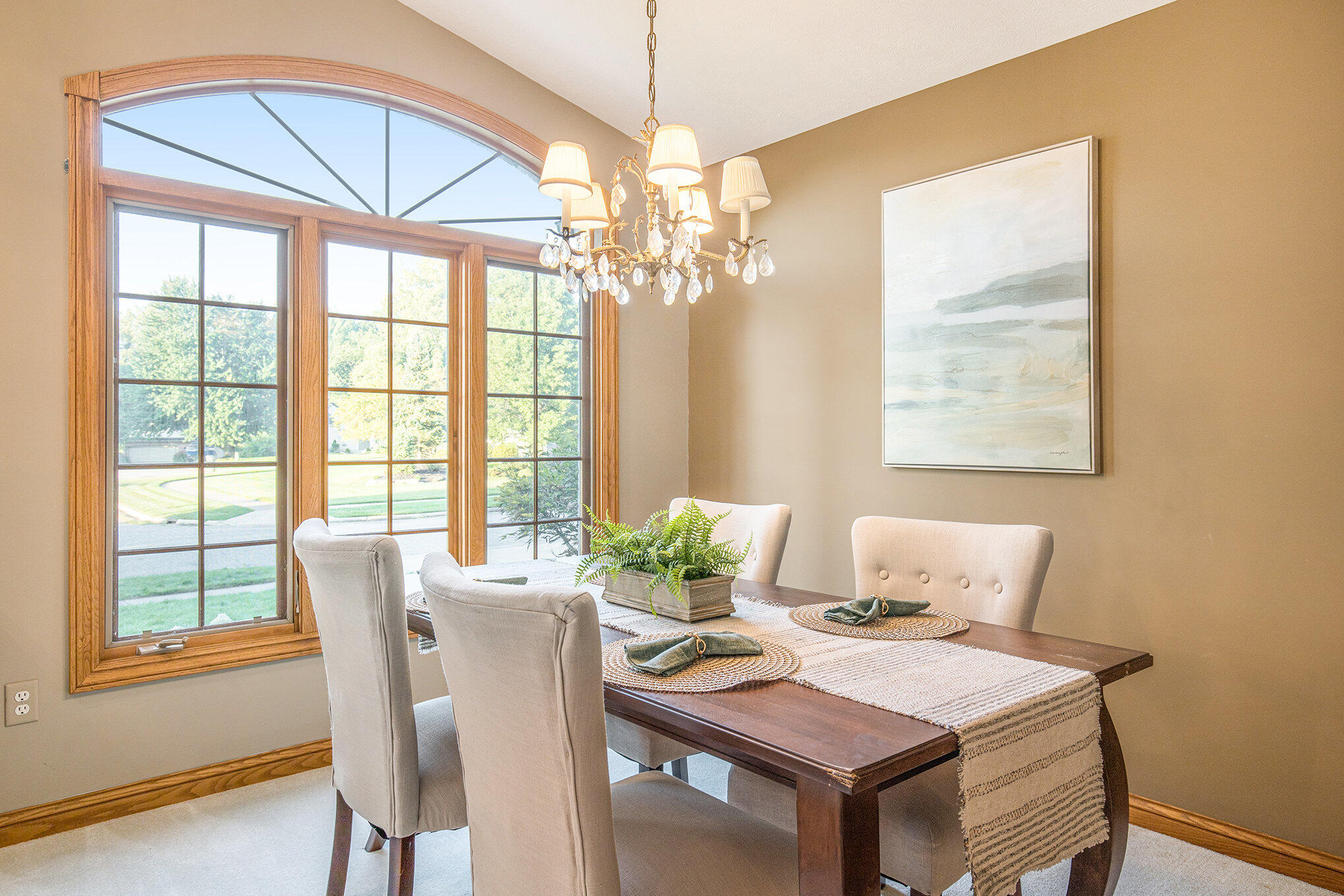 2343 Westwinde Drive NW Grand Rapids MI 49504