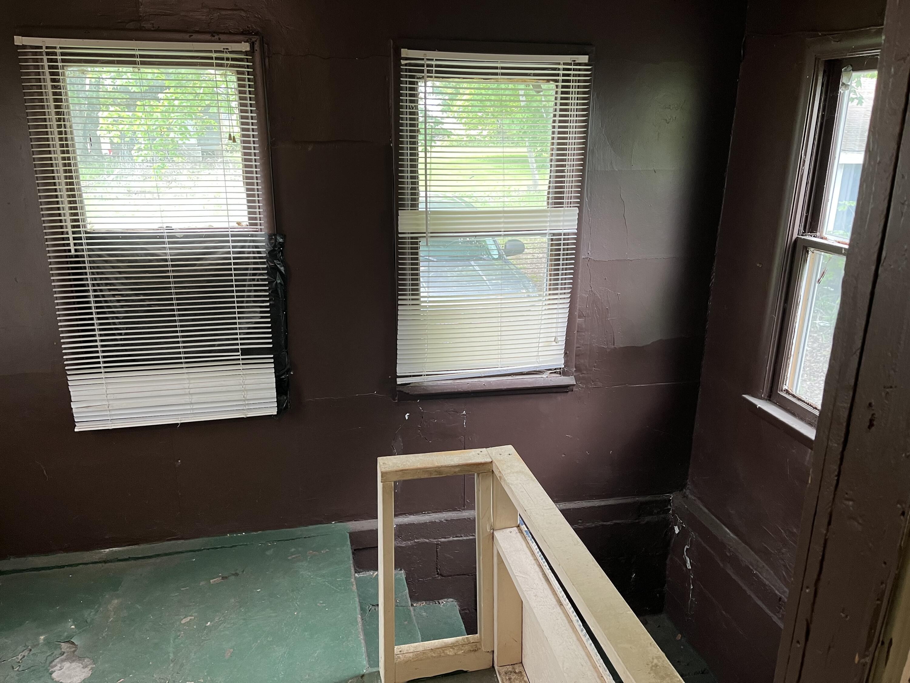 861 Paw Paw Avenue Benton Harbor MI 49022