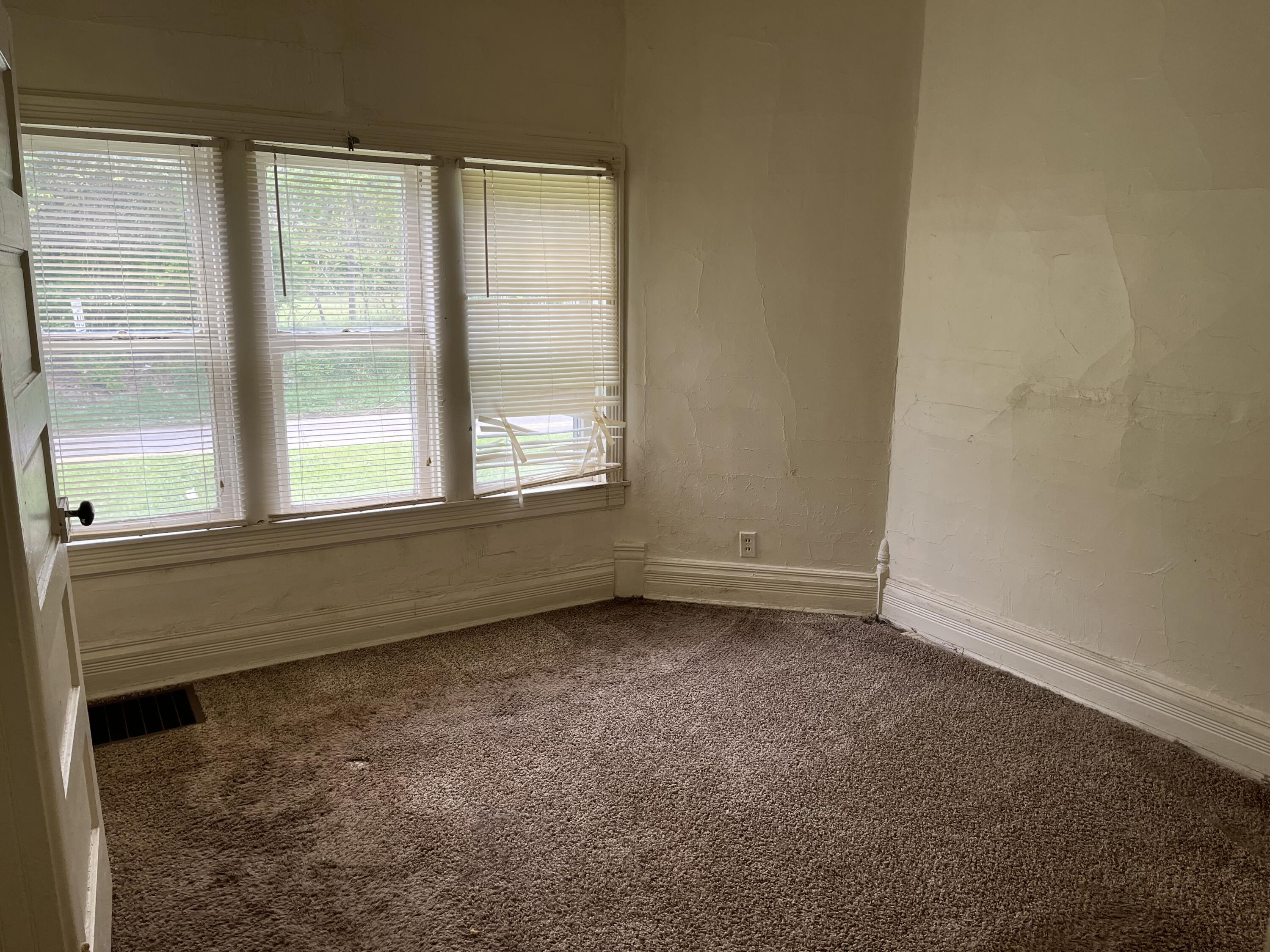861 Paw Paw Avenue Benton Harbor MI 49022