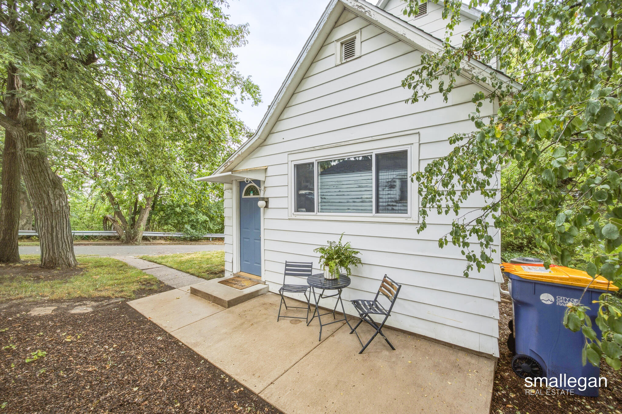 307 Florence Court NE Grand Rapids MI 49505