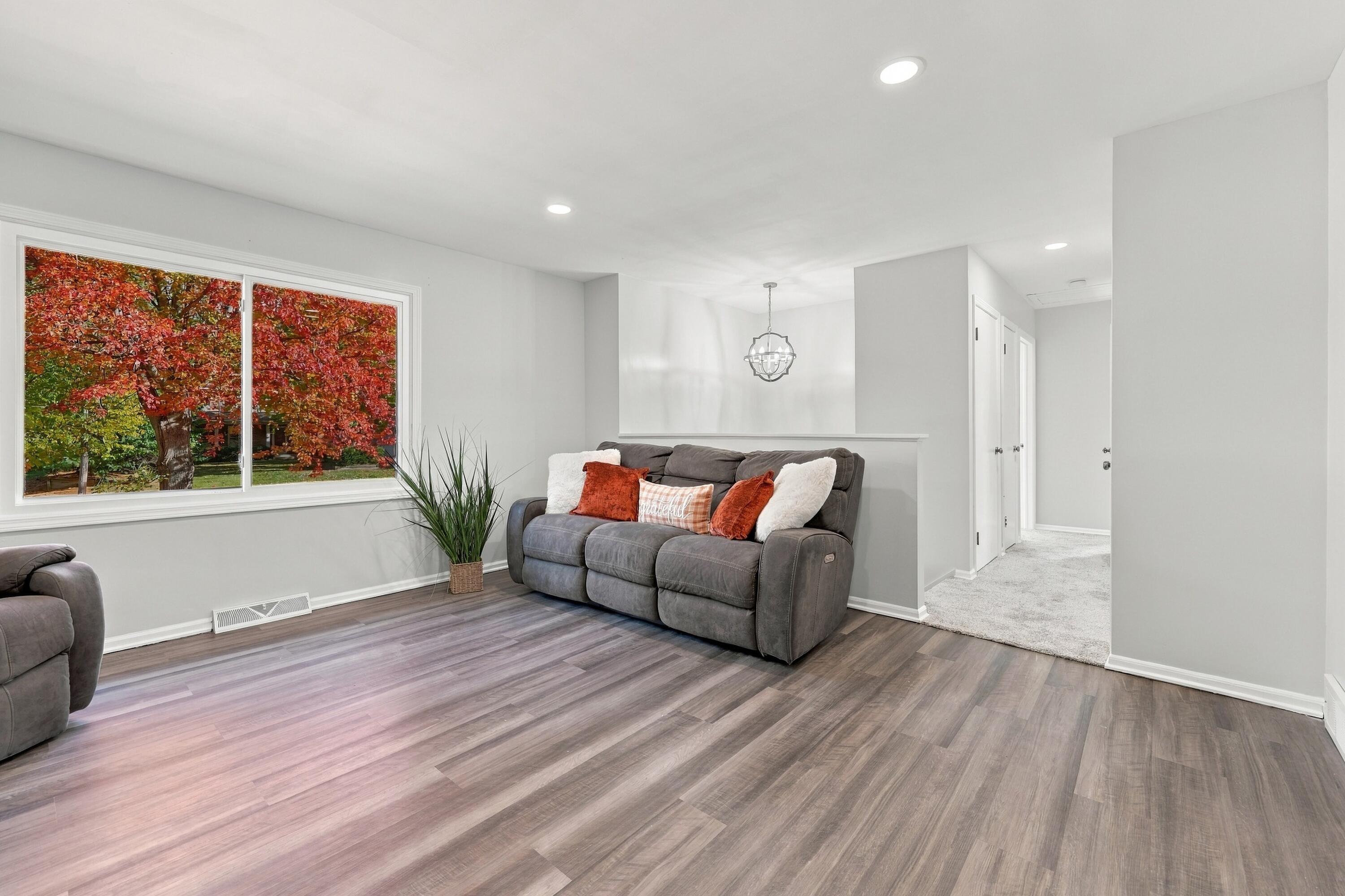 1165 Brownwood Avenue NW Grand Rapids MI 49504
