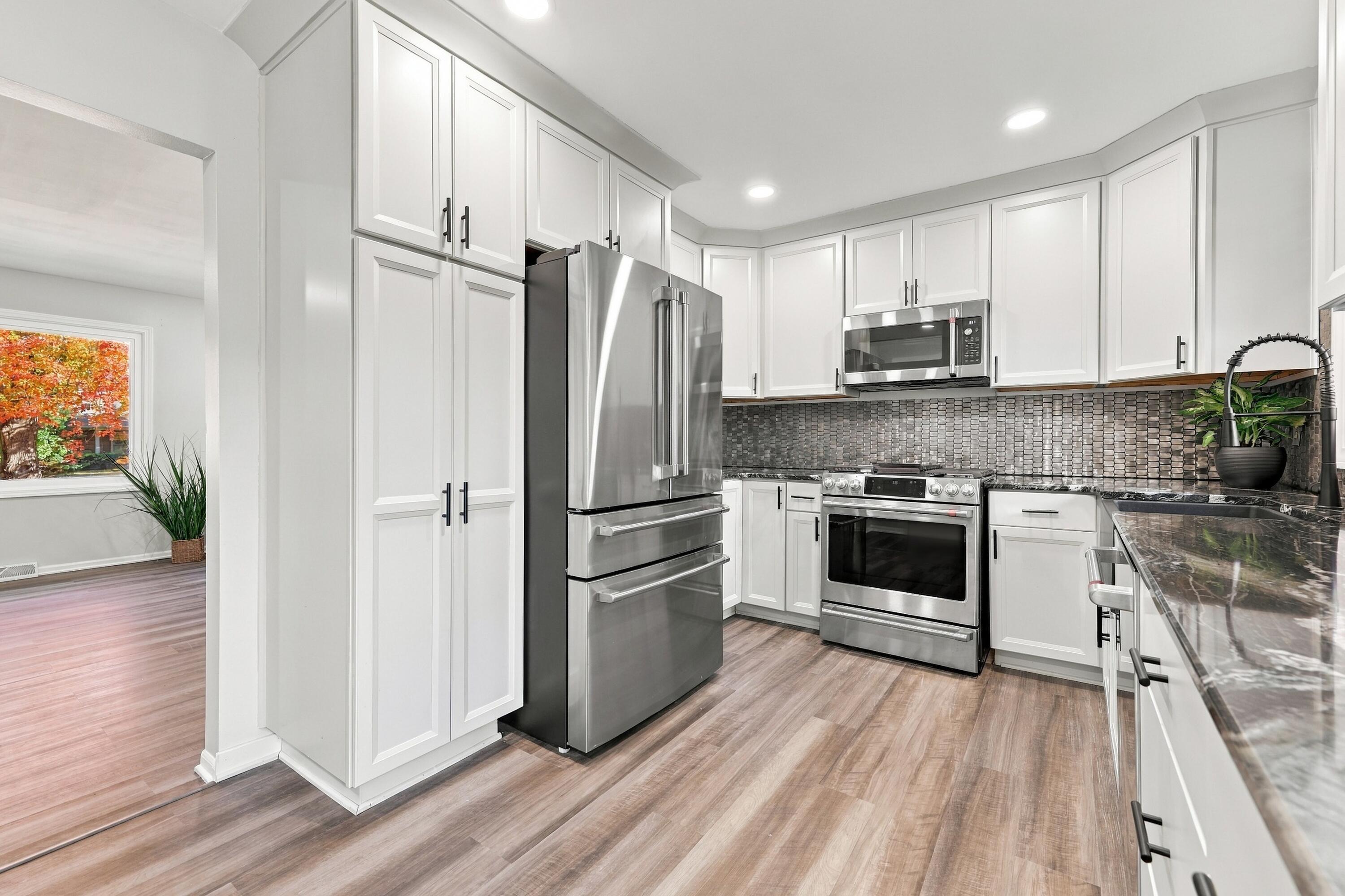 1165 Brownwood Avenue NW Grand Rapids MI 49504