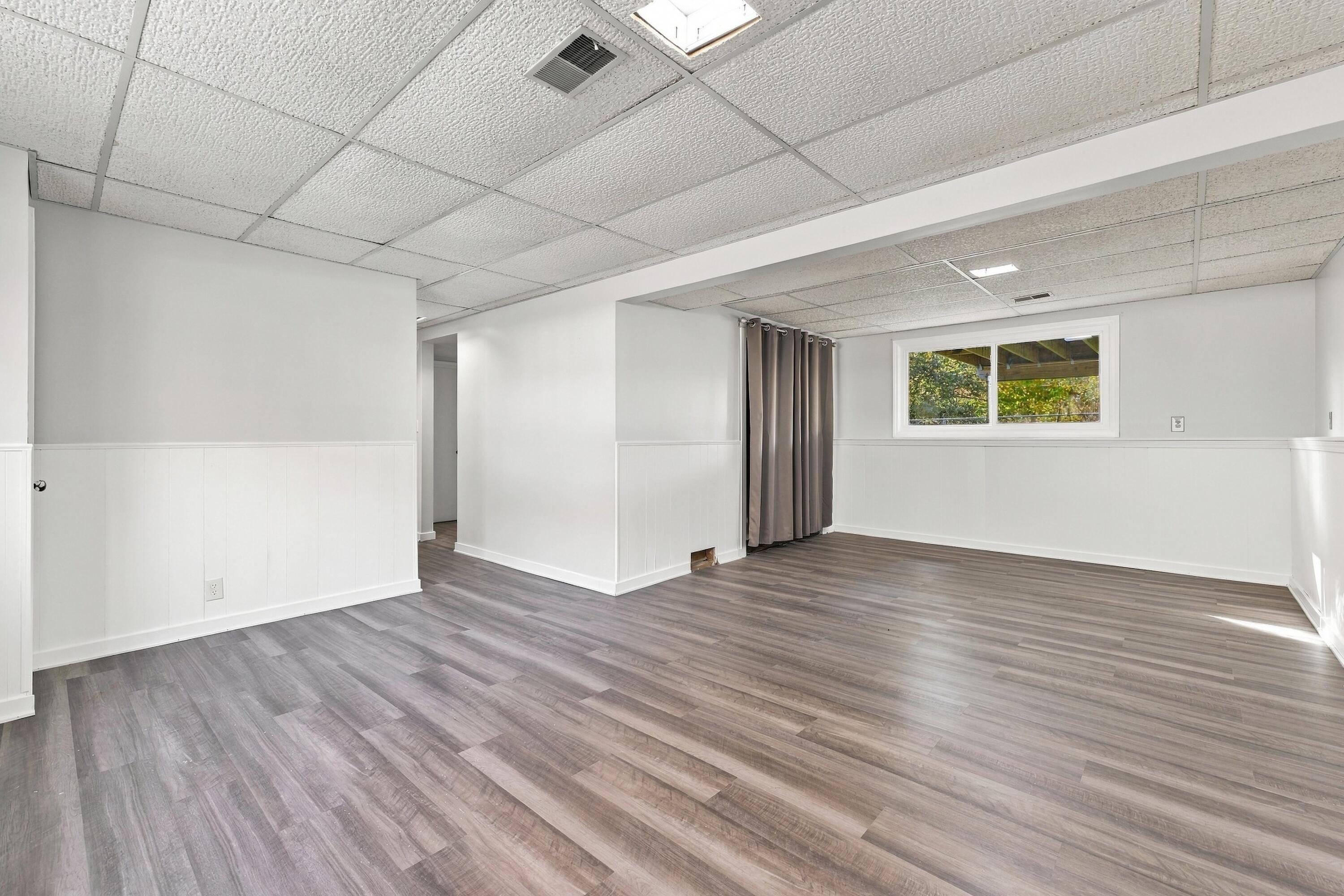 1165 Brownwood Avenue NW Grand Rapids MI 49504
