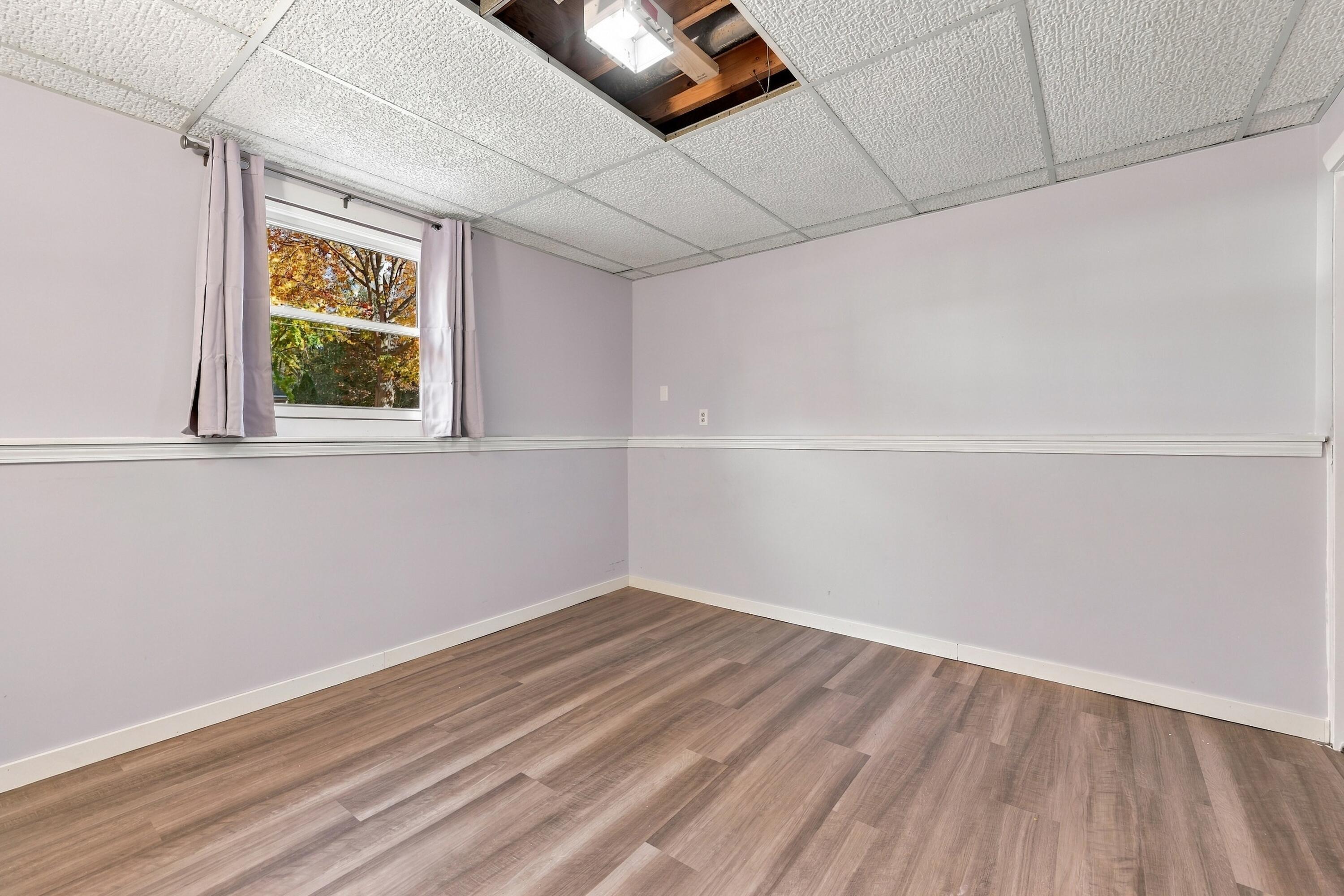 1165 Brownwood Avenue NW Grand Rapids MI 49504