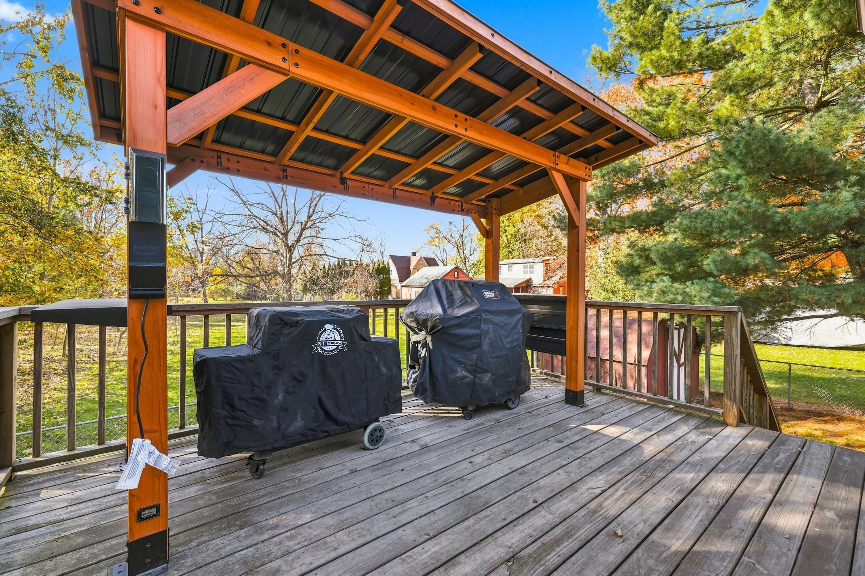 1165 Brownwood Avenue NW Grand Rapids MI 49504