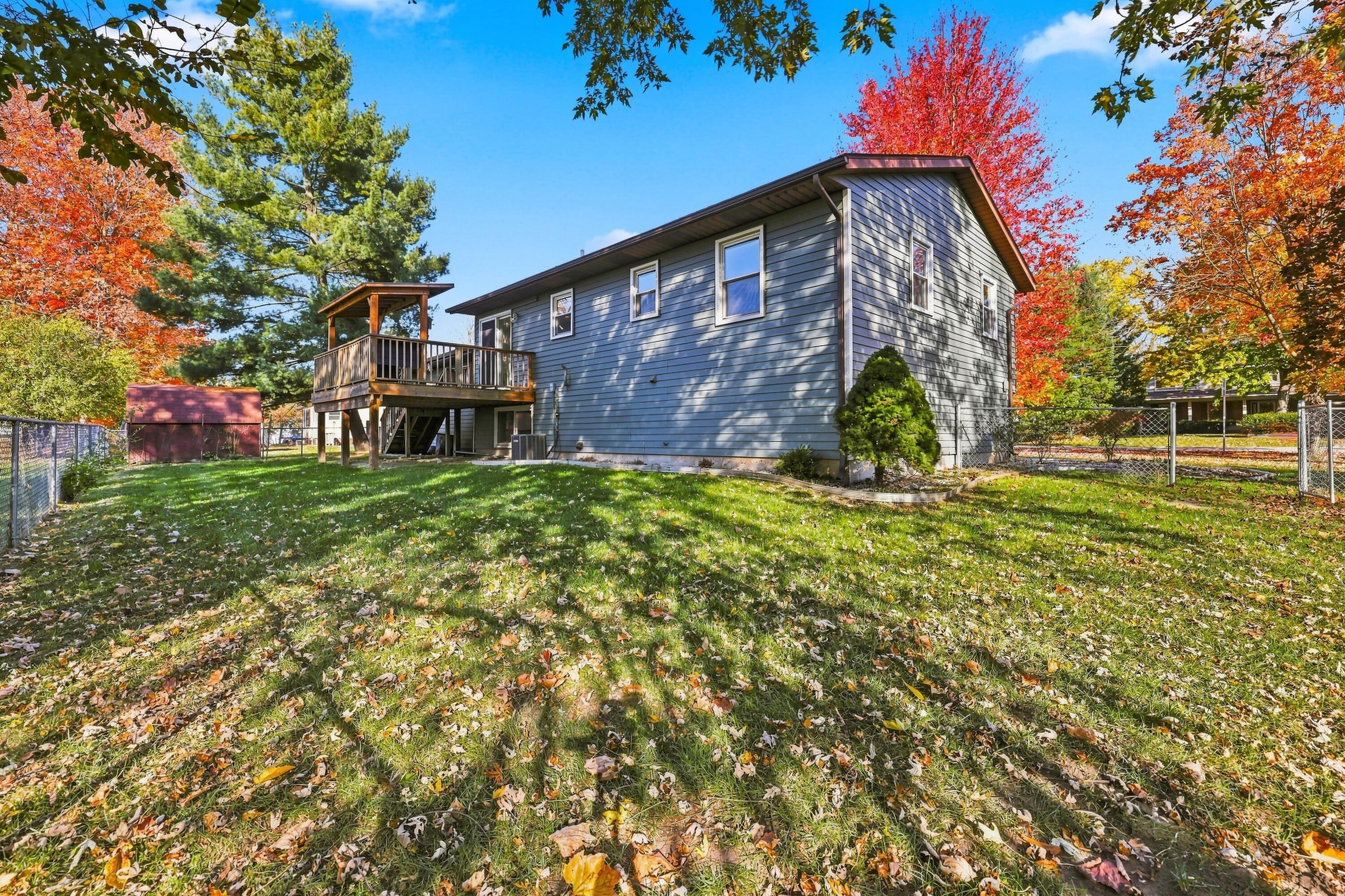 1165 Brownwood Avenue NW Grand Rapids MI 49504