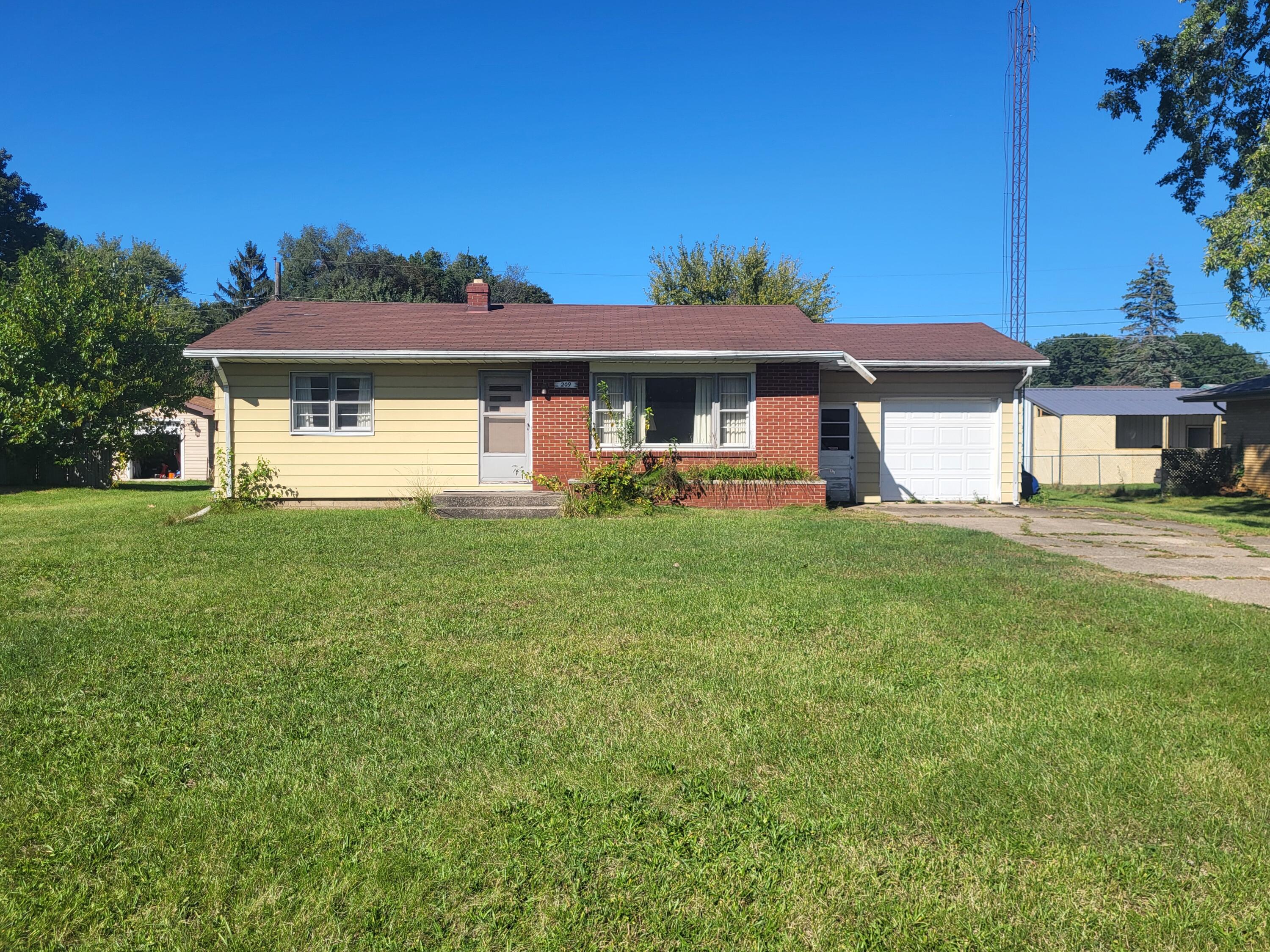 209 Kublick Drive Benton Harbor MI 49022