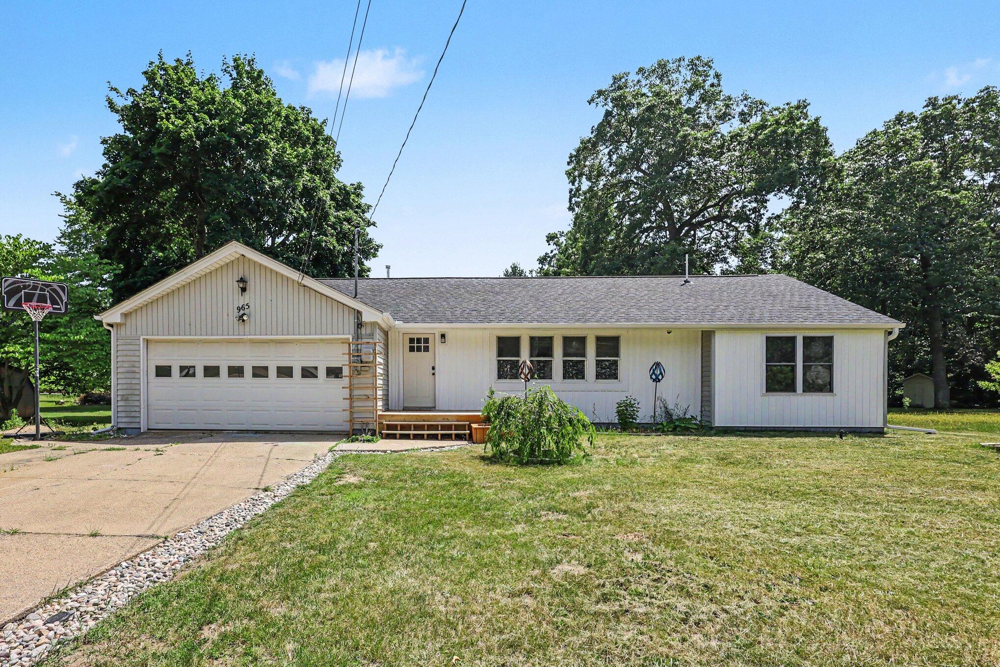 965 Victor Avenue Muskegon MI 49445