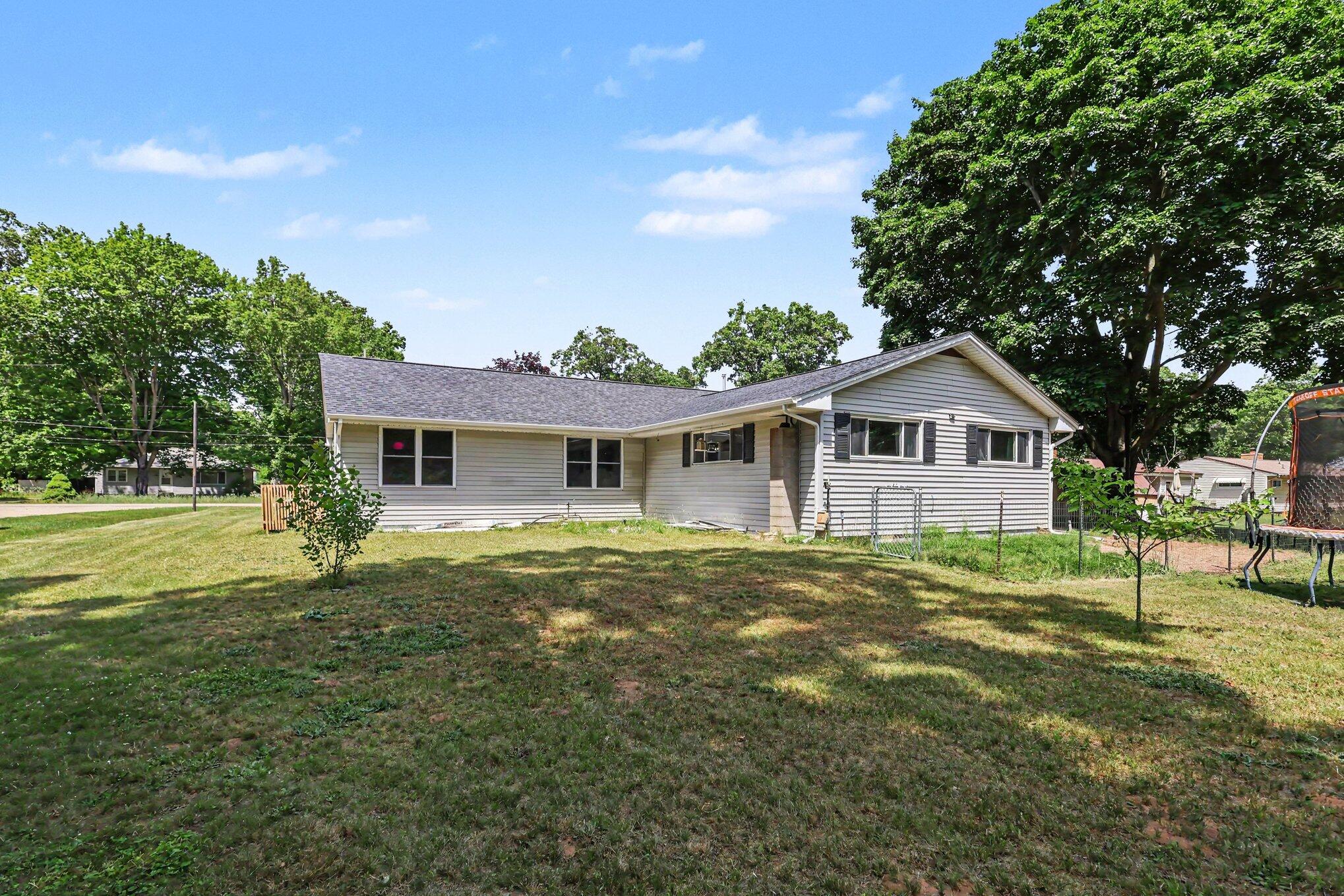 965 Victor Avenue Muskegon MI 49445