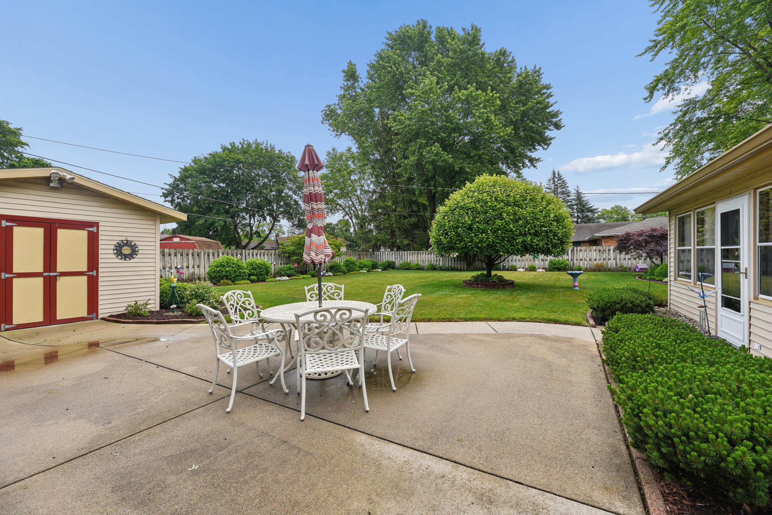 5565 Mohican Drive Stevensville MI 49127