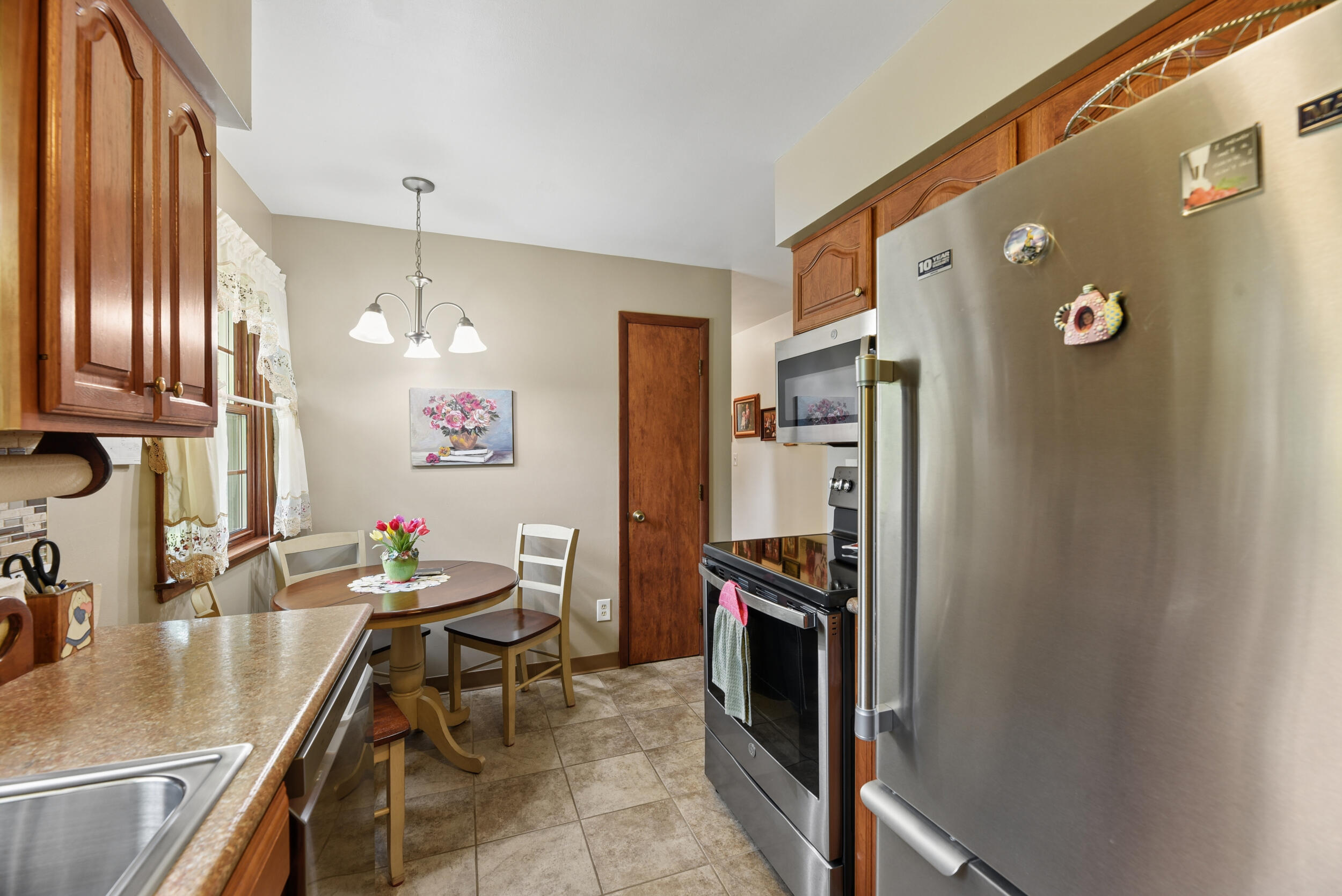 5565 Mohican Drive Stevensville MI 49127