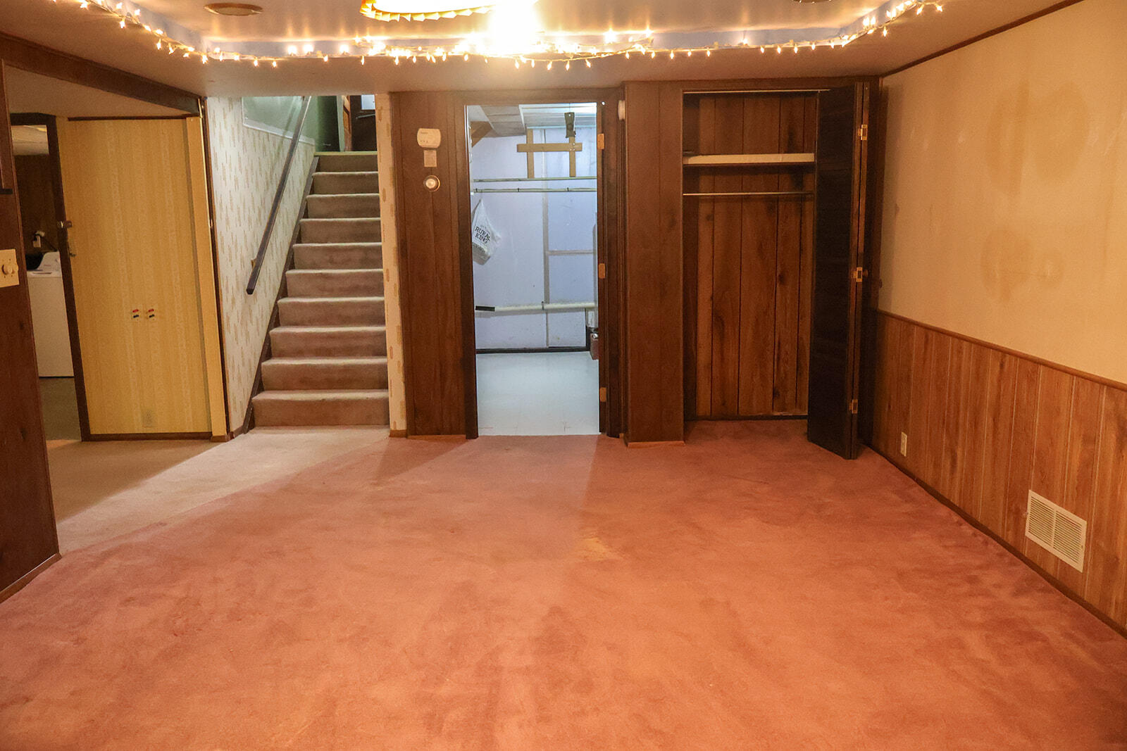 114 E Southeastern Avenue E Galien MI 49113