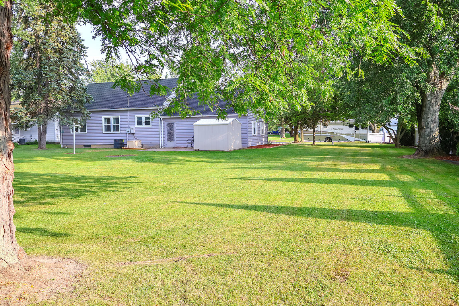 114 E Southeastern Avenue E Galien MI 49113