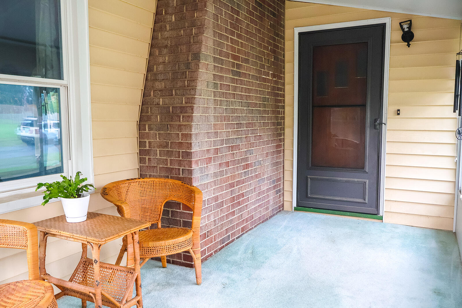 114 E Southeastern Avenue E Galien MI 49113