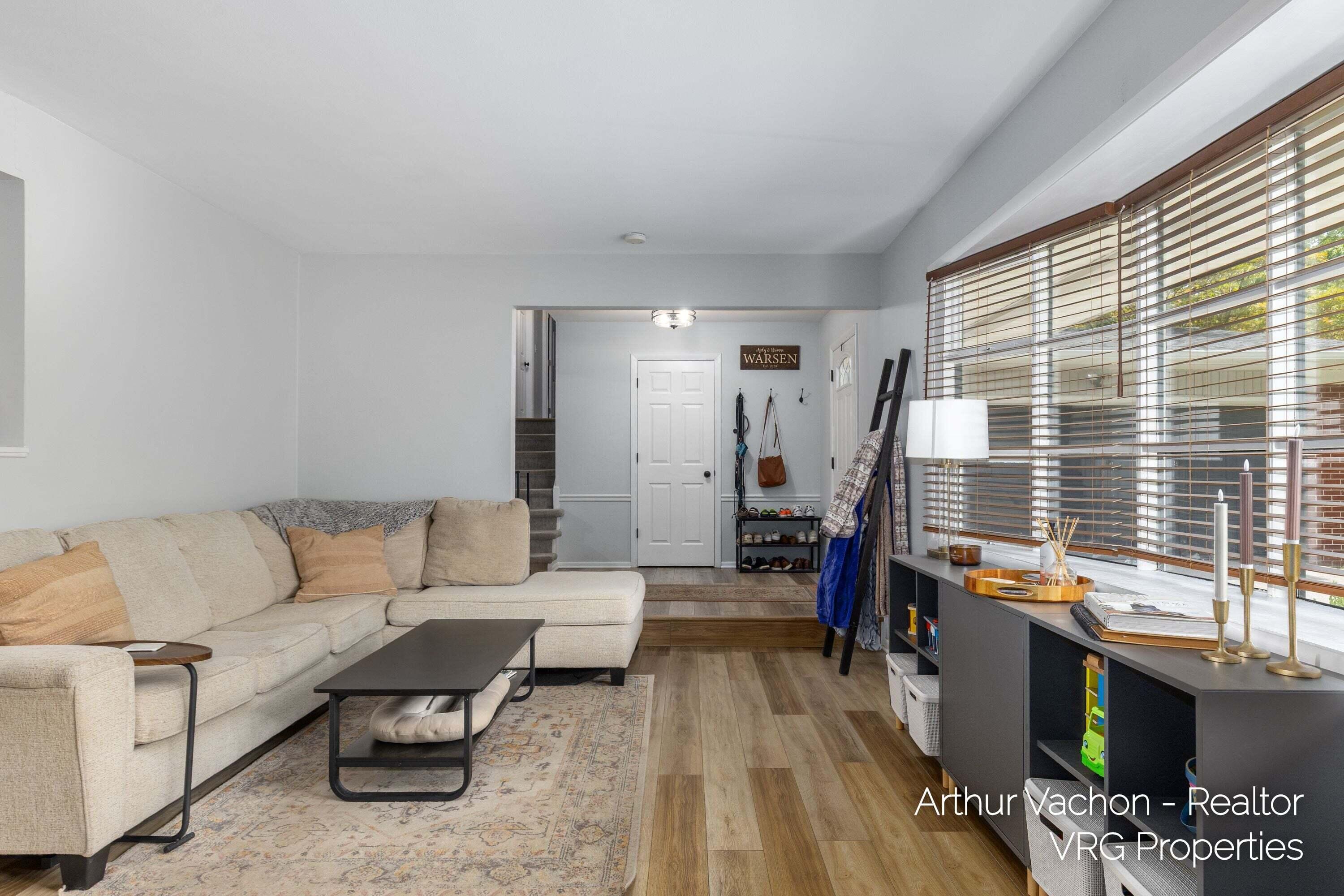 4054 Weymouth Drive SE Grand Rapids MI 49508