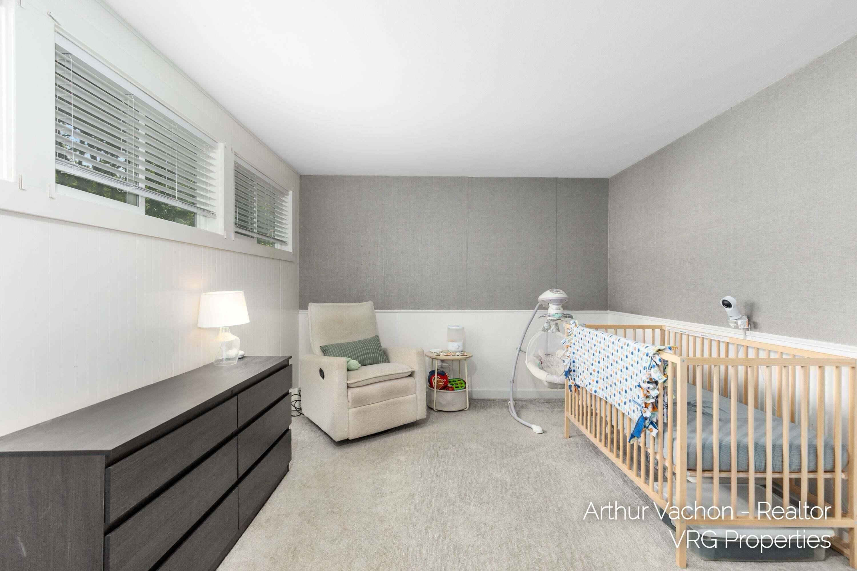 4054 Weymouth Drive SE Grand Rapids MI 49508