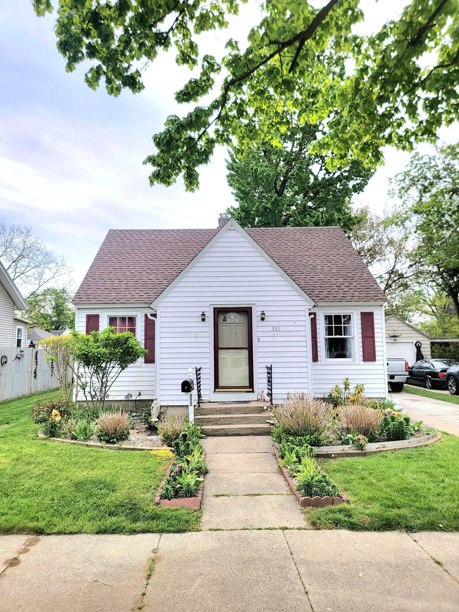 332 W 18th Street Holland MI 49423