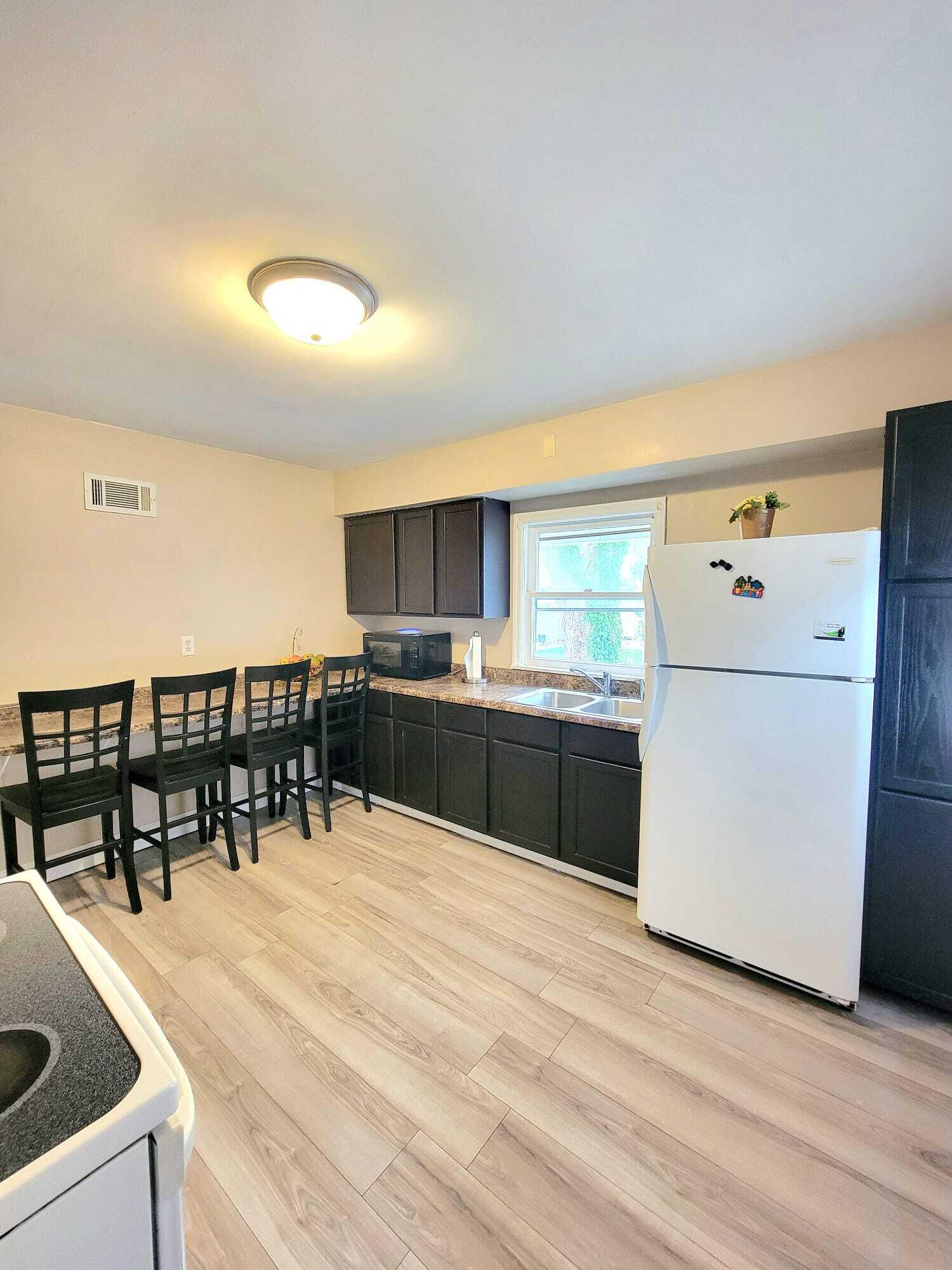 332 W 18th Street Holland MI 49423