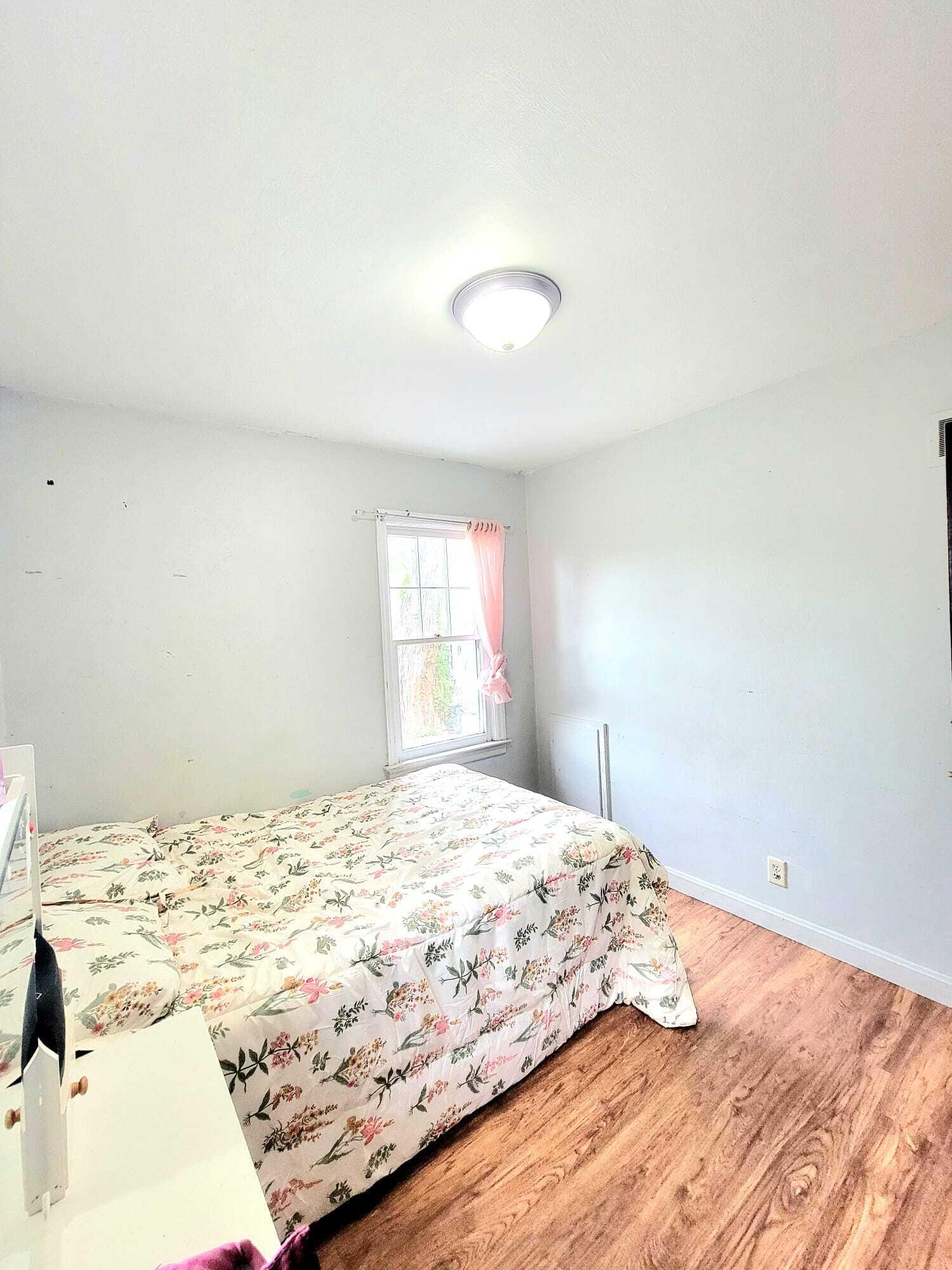 332 W 18th Street Holland MI 49423