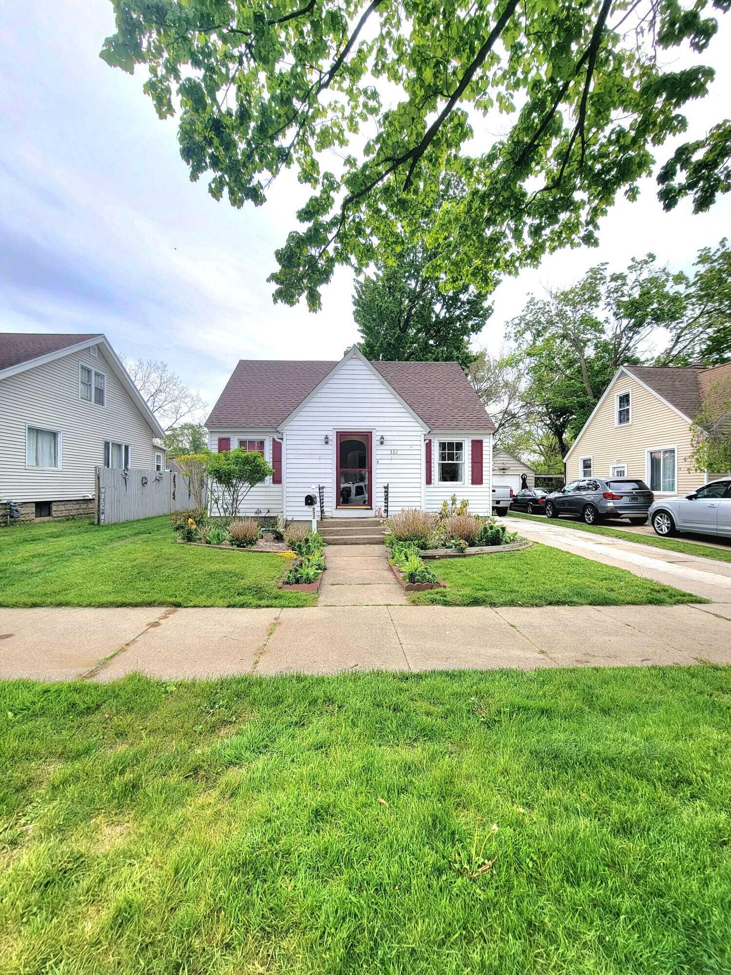 332 W 18th Street Holland MI 49423