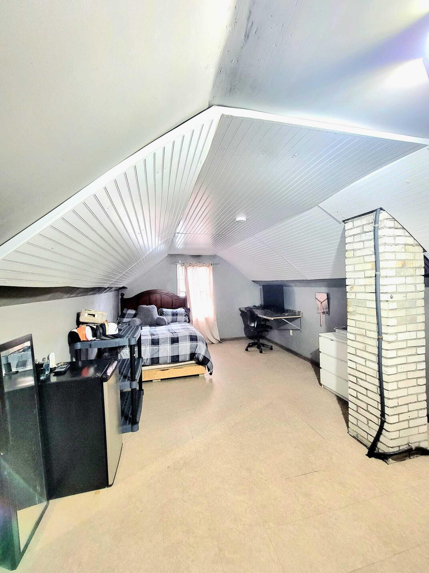 332 W 18th Street Holland MI 49423