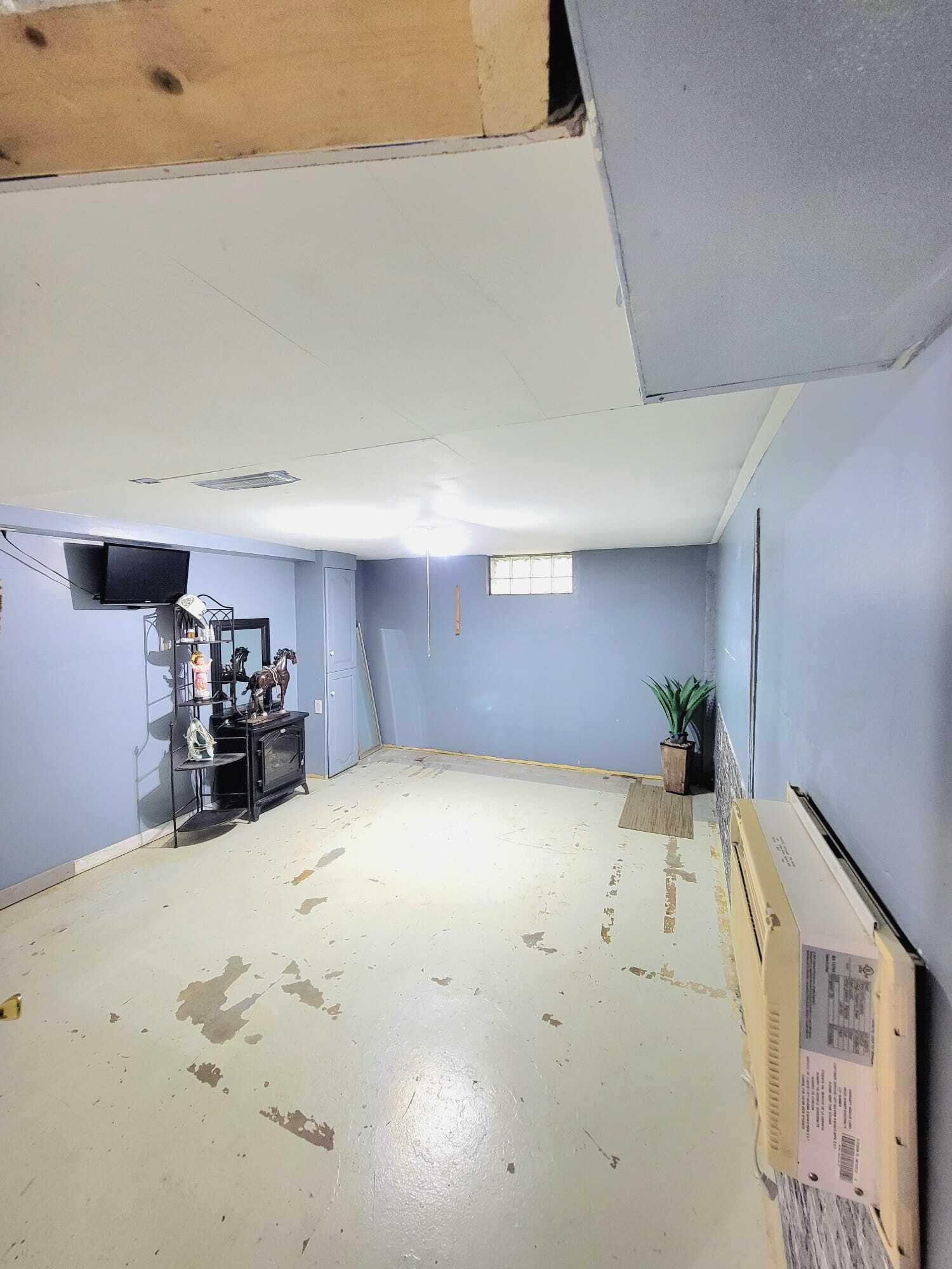 332 W 18th Street Holland MI 49423