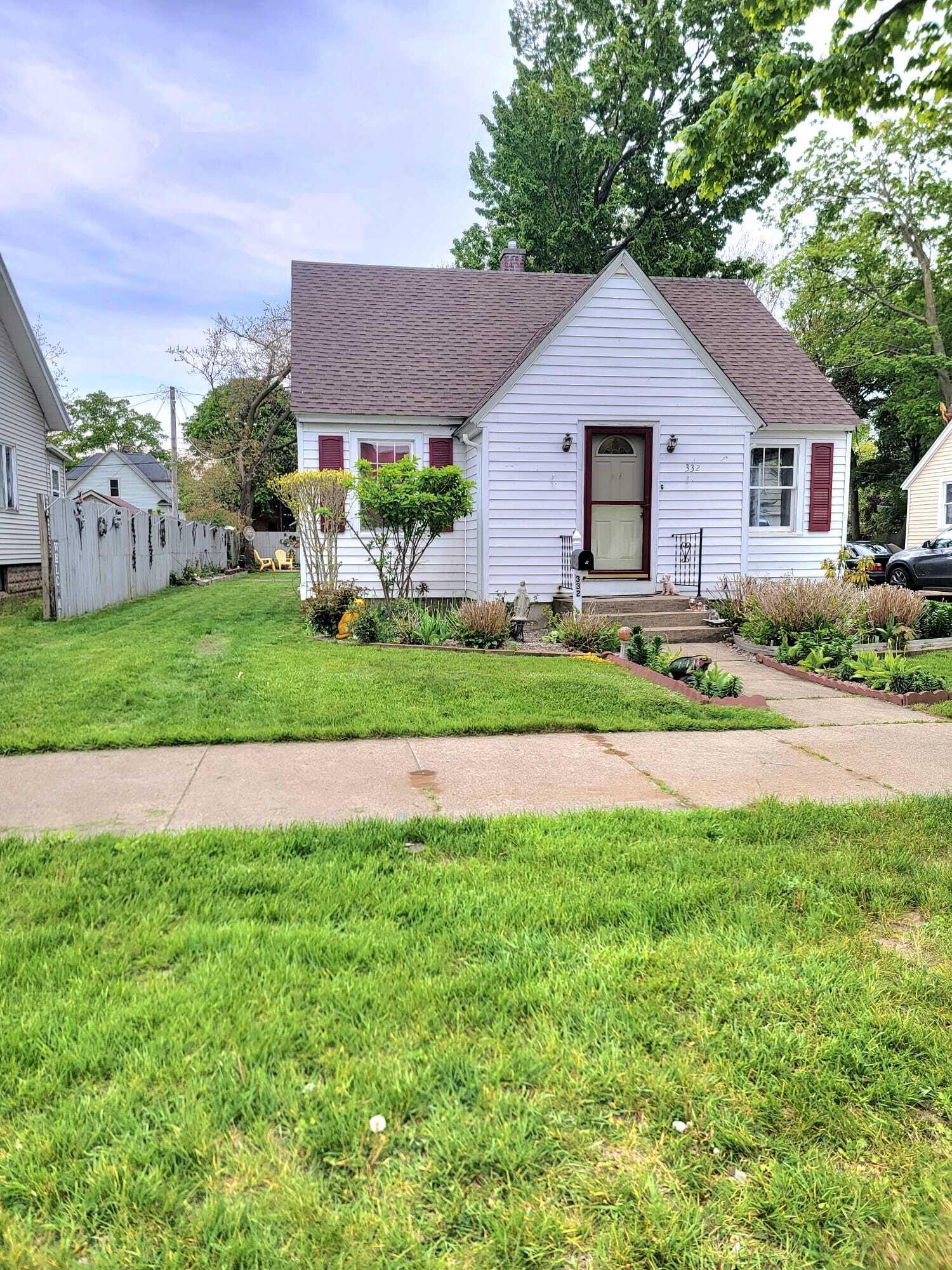 332 W 18th Street Holland MI 49423